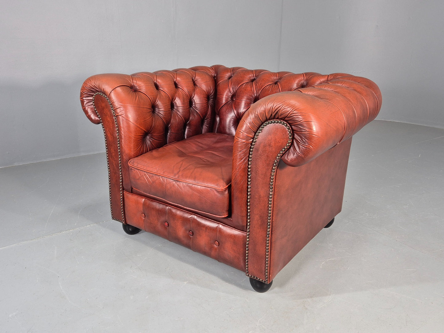 Vintage Chesterfield Club Chair Red Leather 1970s Retro EB12252