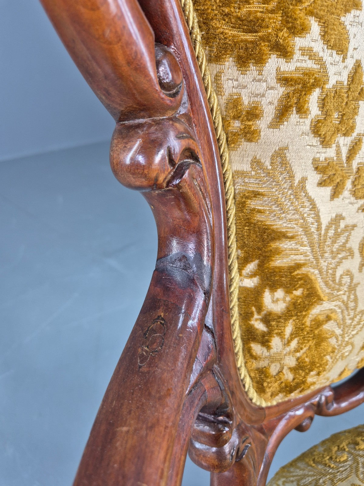 Antique Baroque Revival Arm Chair Carved Frame Gold Moquette Upholstery EB12740