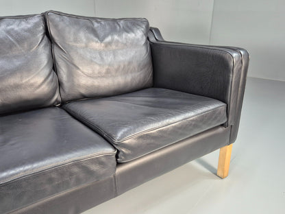 Vintage 2 Seater Sofa Black Leather 1980s Retro Mid Century Style EB08614