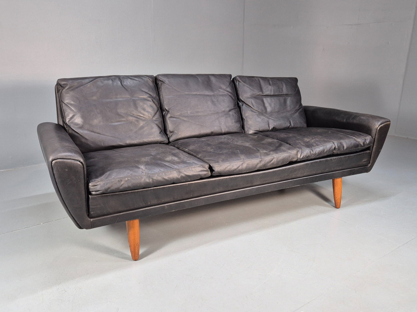 Vintage 3 Seater Black Leather Sofa 1960s Danish Thams Retro MCM EB09926