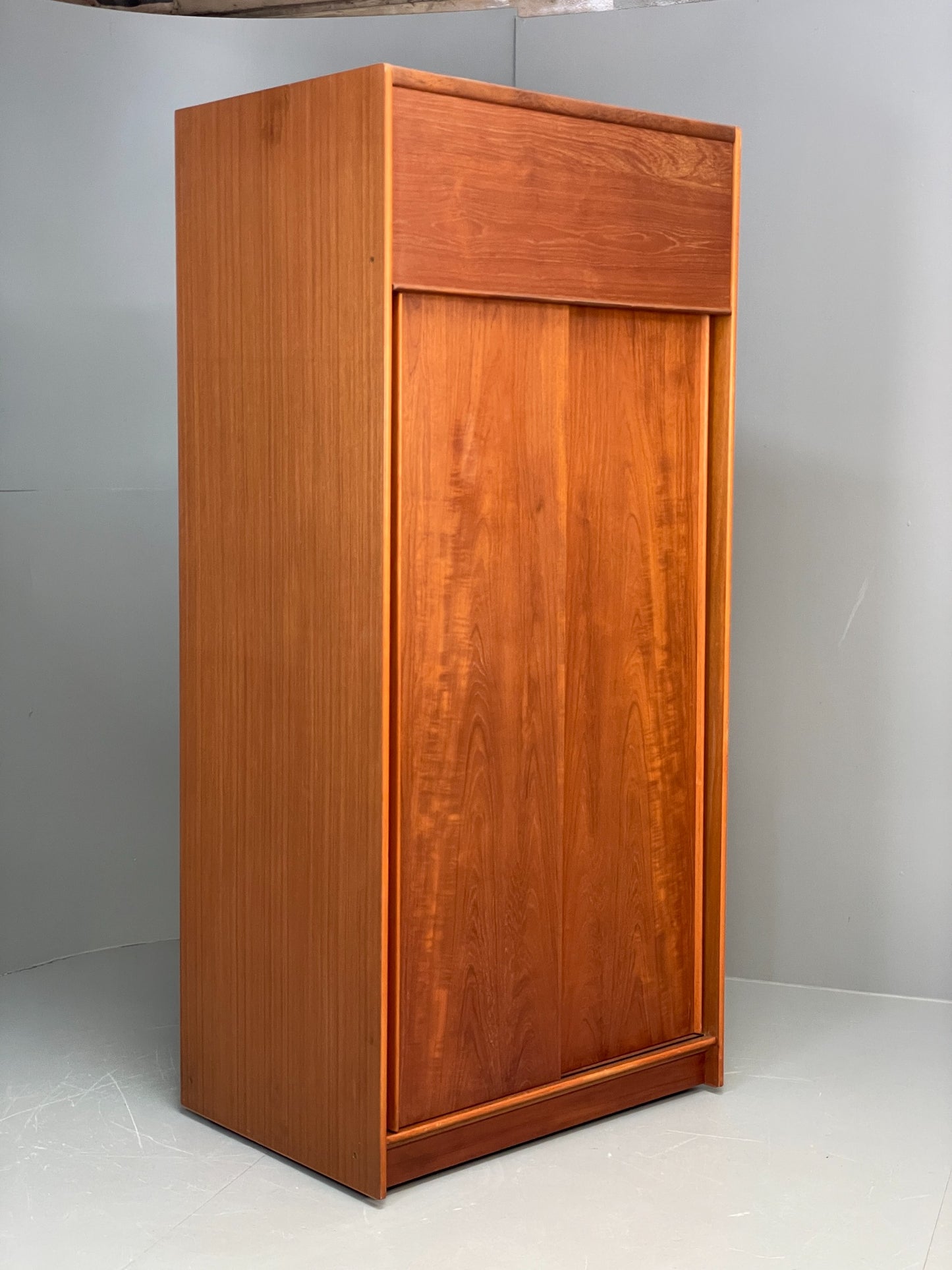 Vintage Austinsuite Teak Wardrobe Retro 1970s Shelves Clothes Cupboard EB12078