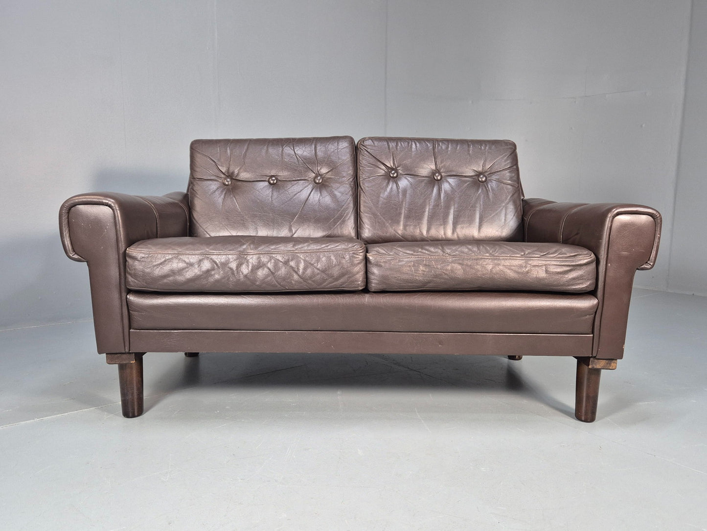 Vintage Danish 2 Seater Brown Leather 1970s Retro Danish MCM Buttoned EB09944
