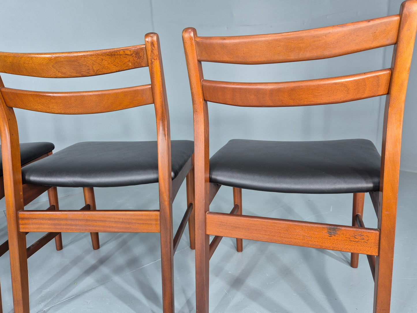 4 Vintage Jentique Dining Chairs Teak Frames Black Vinyl 60s RETRO MCM EB1195