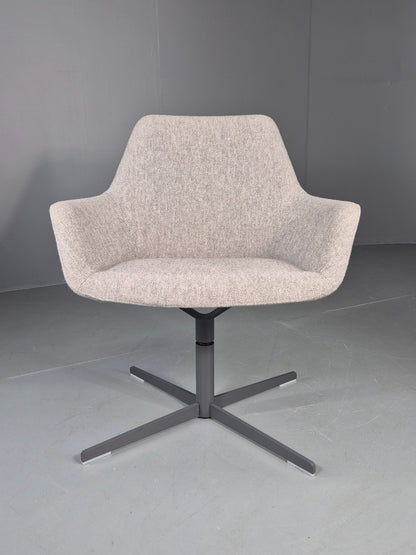 Vintage Swivel Tub Chair Hitch Mylius Modern Design Retro Cream EB12844