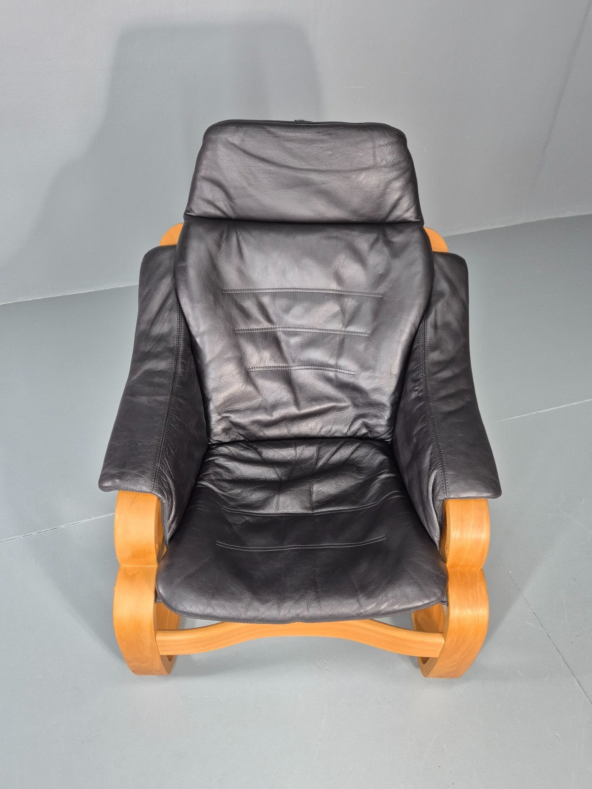 Skippers Apollo Leather Lounge Chair Bentwood Frame 1980s Retro MCM EB11290 MBEN4