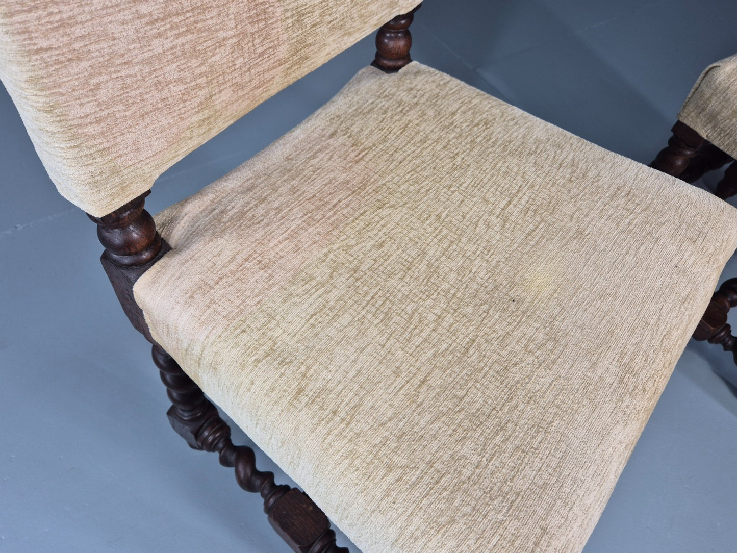 2 Baroque Dining Chairs in Oak Barley Twist H Stretchers Antique EB11425 VDIN11