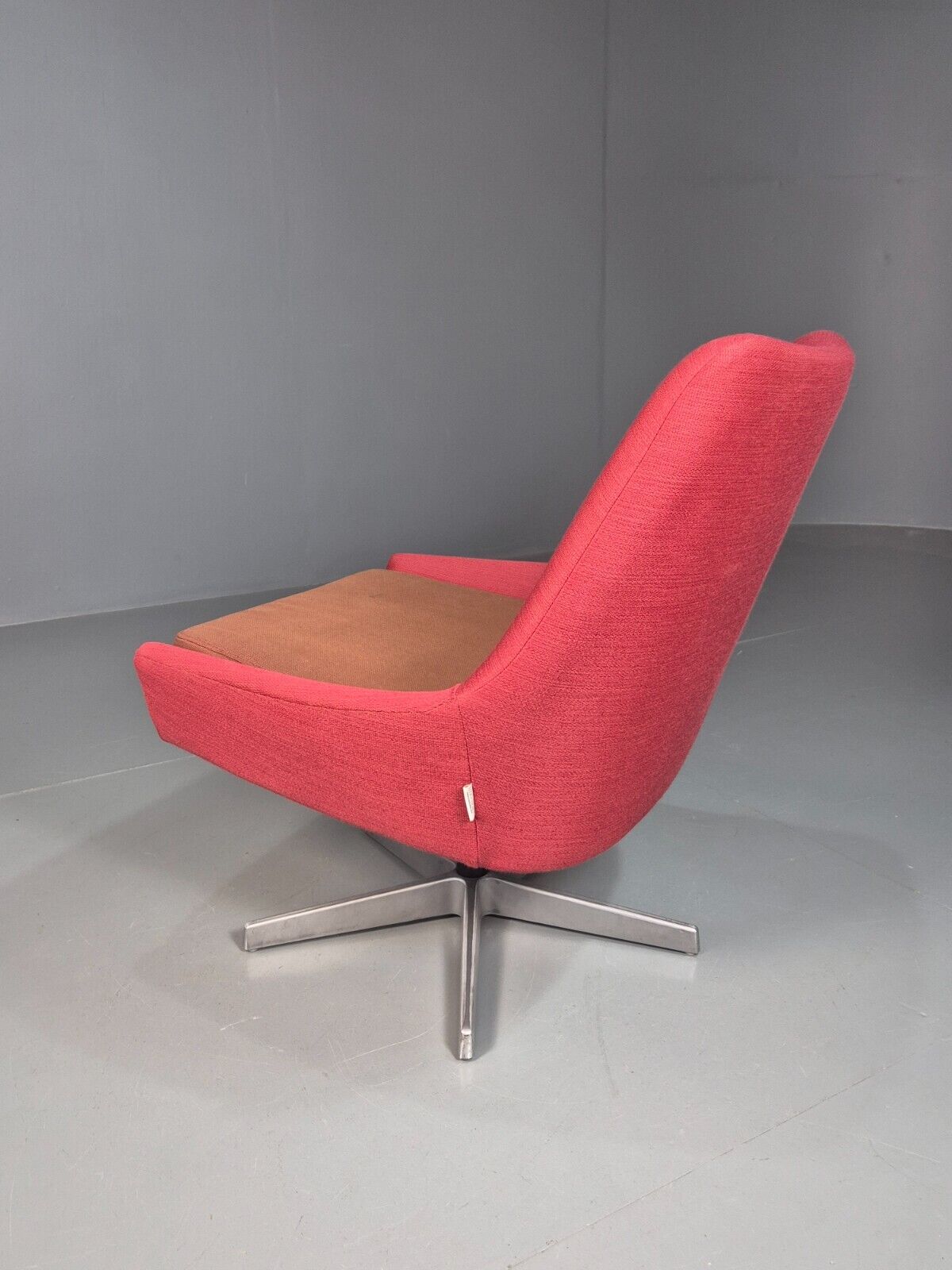 Vintage Swedish Swivel Chair Red Wool Ihreborn 1970s Retro EB7900 MSWI - UKDK FURNITURE