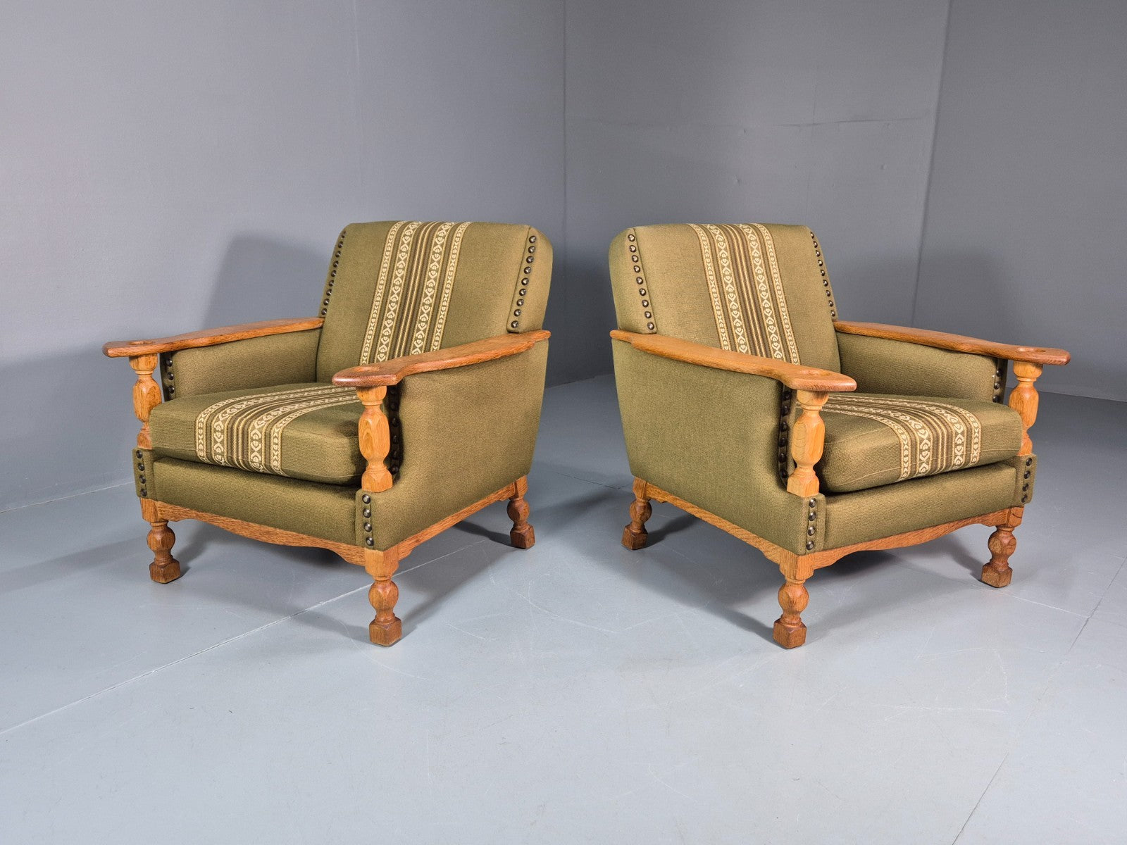 2 Kjaernulf Lounge Chairs Retro 1970s Green Light Oak Retro EB10750 VCLO0