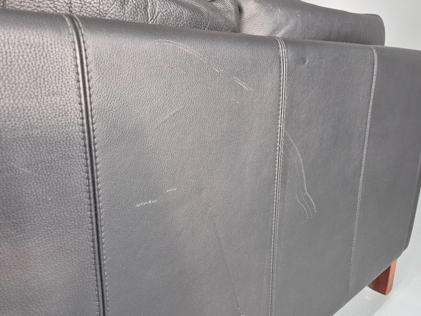 Vintage 2 Seat Sofa Danish Black Leather Mid Century Retro 1980s EB10473 M2SS20