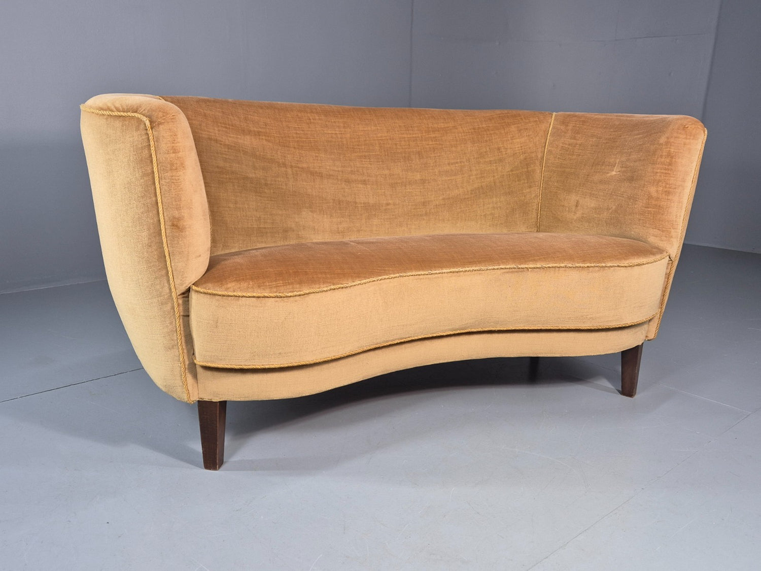 Classic Two Seater Danish Curved Banana Sofa 1930s Art Deco Gold  EB10791 M2SS0