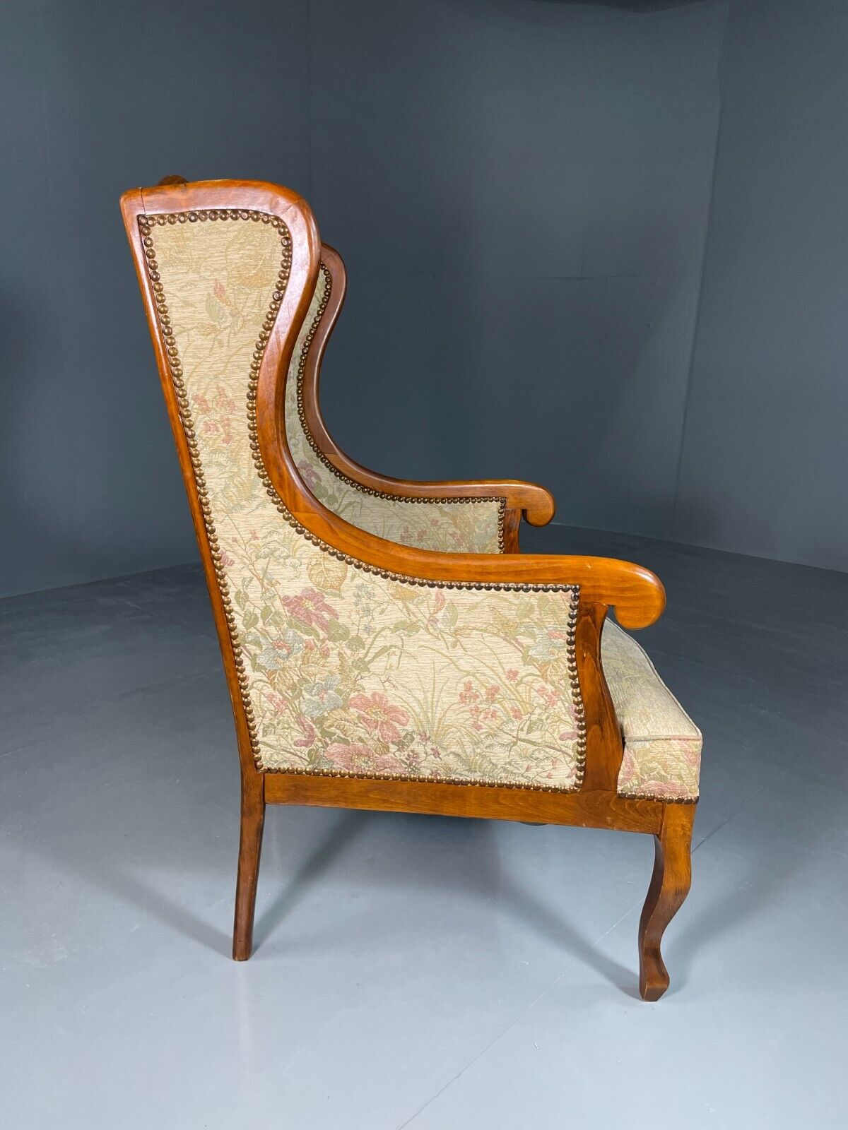 EB6426 Vintage Danish Wing Back Lounge Chair Haedwood Frame Floral Antique VCLO - UKDK FURNITURE