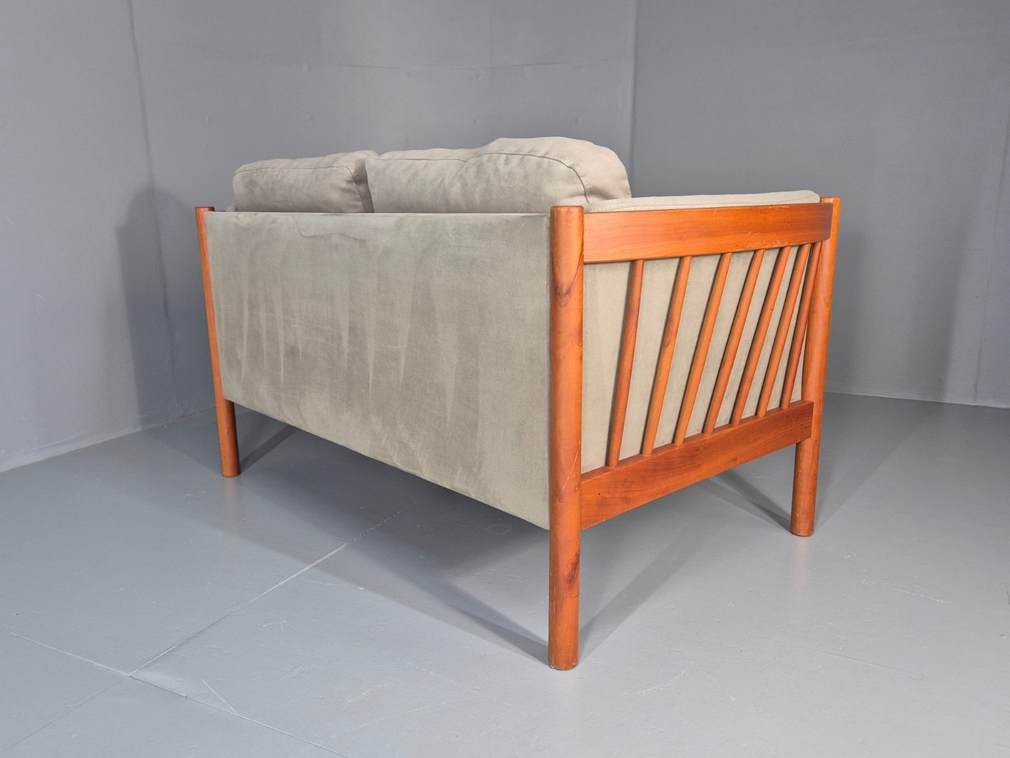 Vintage 2 Seat Settee Mid Century Danish Design Beech Wood Frame EB10508 M2SS10