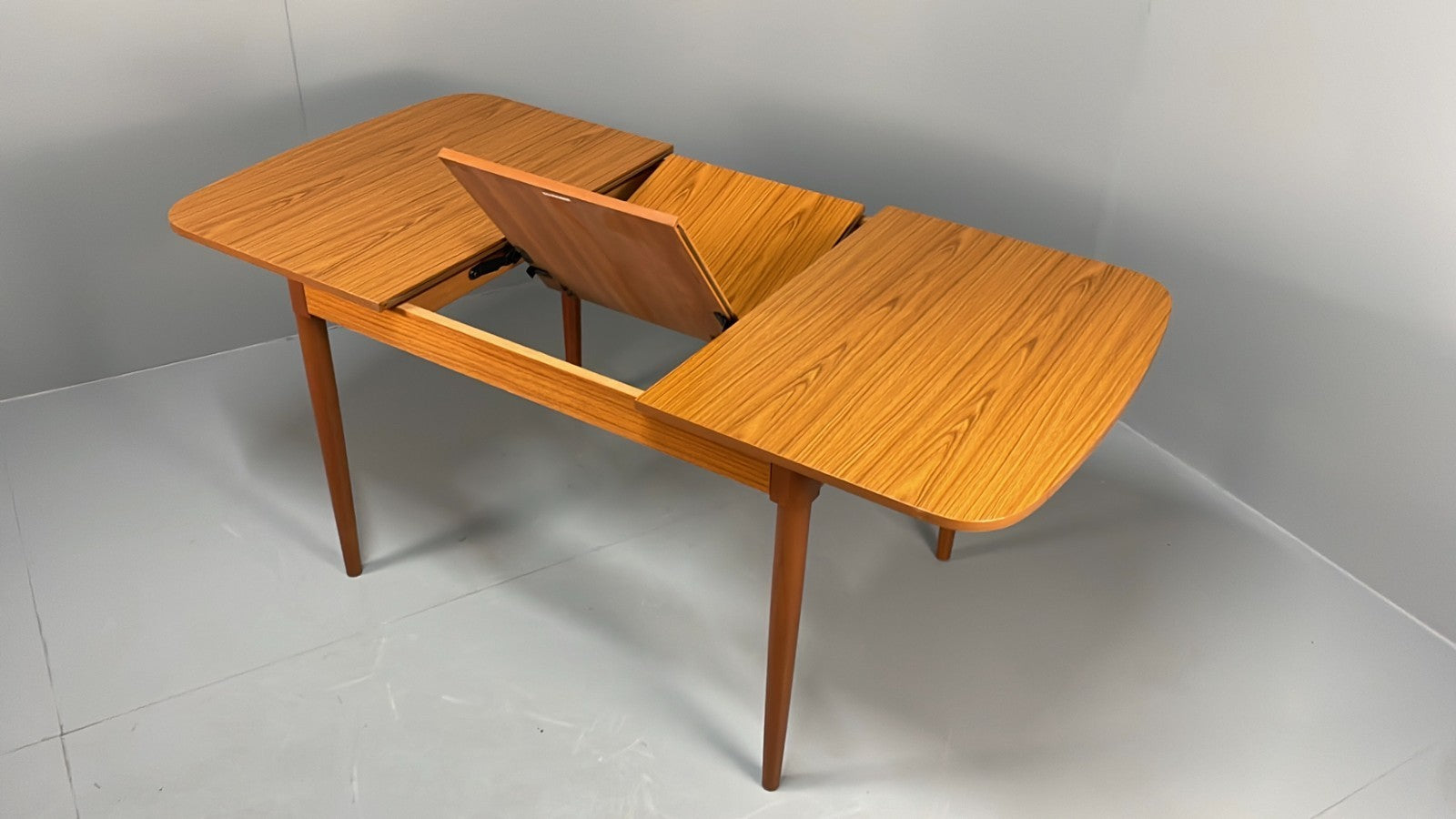 Vintage Extending Dining Table By Schreiber Melamine 1970s EB11513 MWOO12