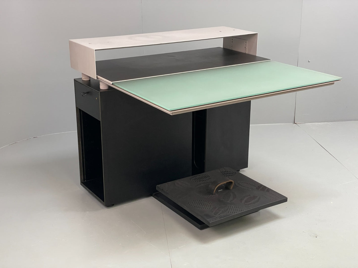 Bulo M2 Computer Desk Luc Vincent 1990s Modern Designer Glass EB11701 MWOO14