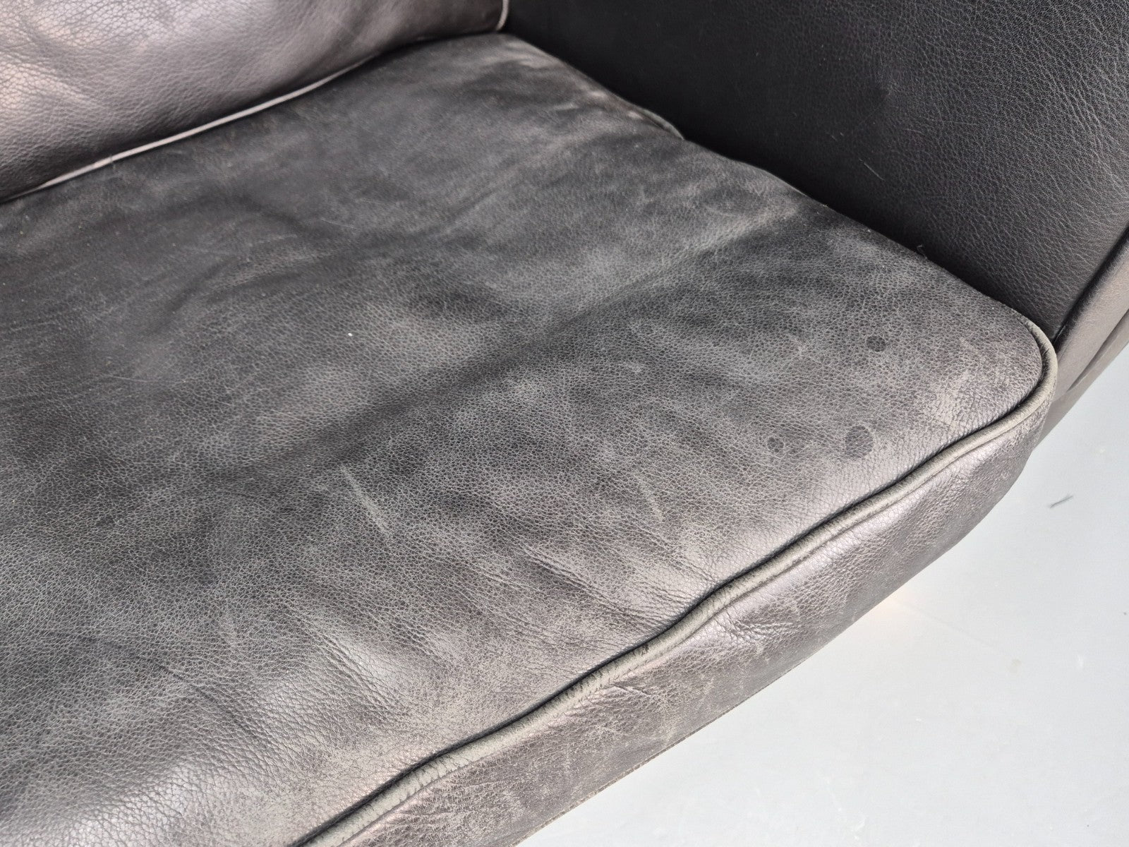 Vintage 3 Seat Sofa Black Leather Danish 1980s Retro Mid Century EB10479 M3SS10