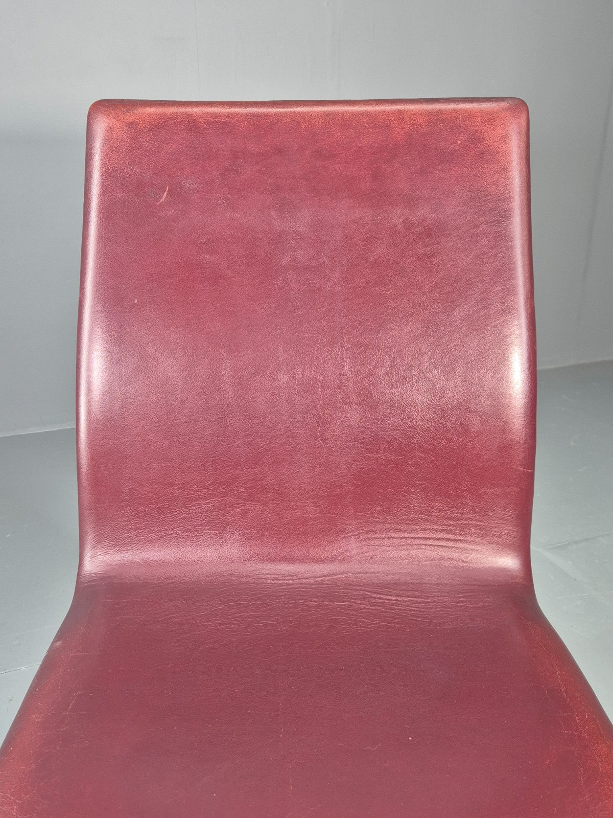 Vintage Fritz Hansen Oxford Chair Arne Jacobsen Design 2004 MCM EB11751 MSWI12