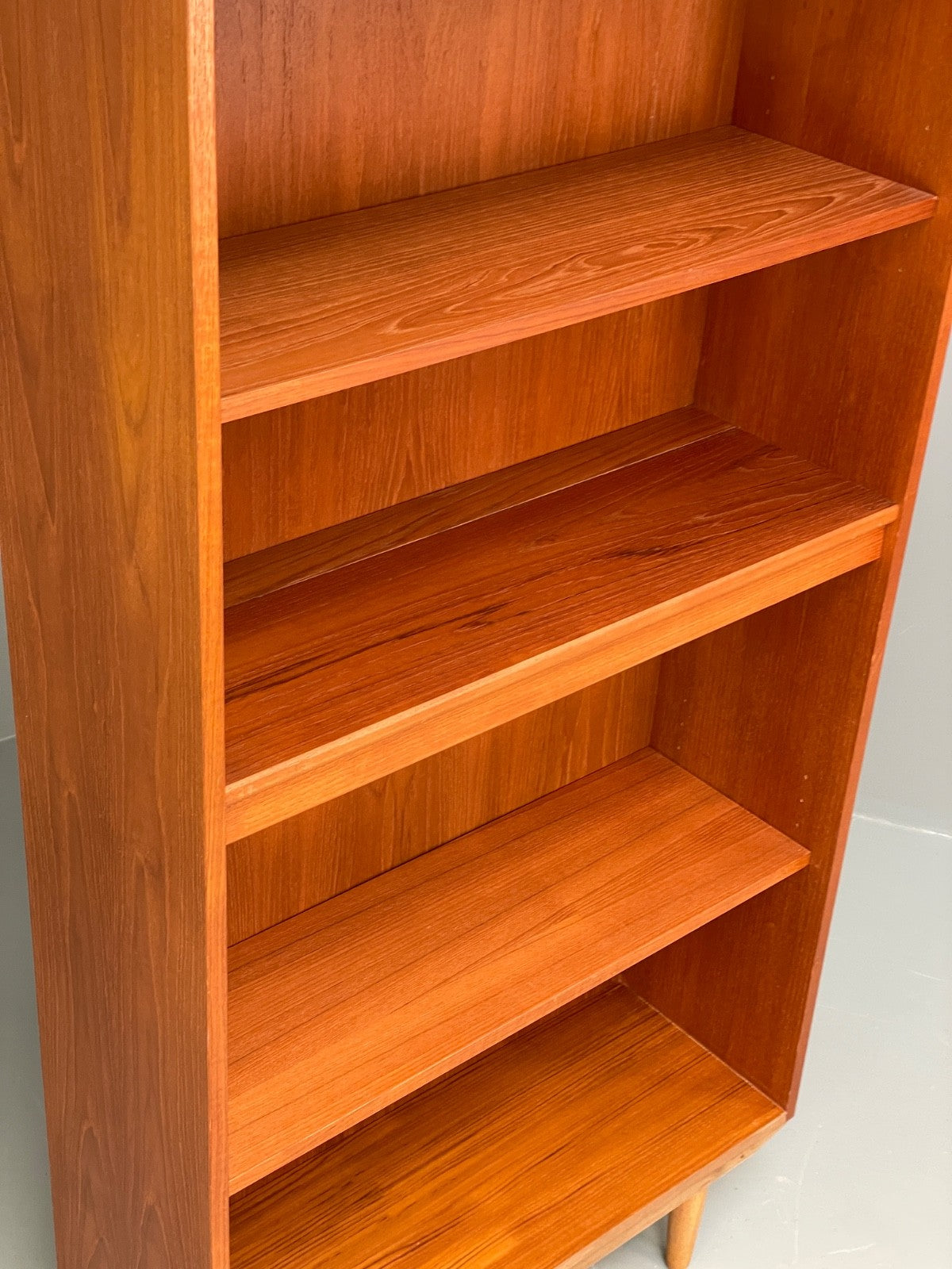 Vintage G-Plan Teak Tall Bookcase Adjustable Retro Shelving Storage EB10000 MWOO - UKDK FURNITURE
