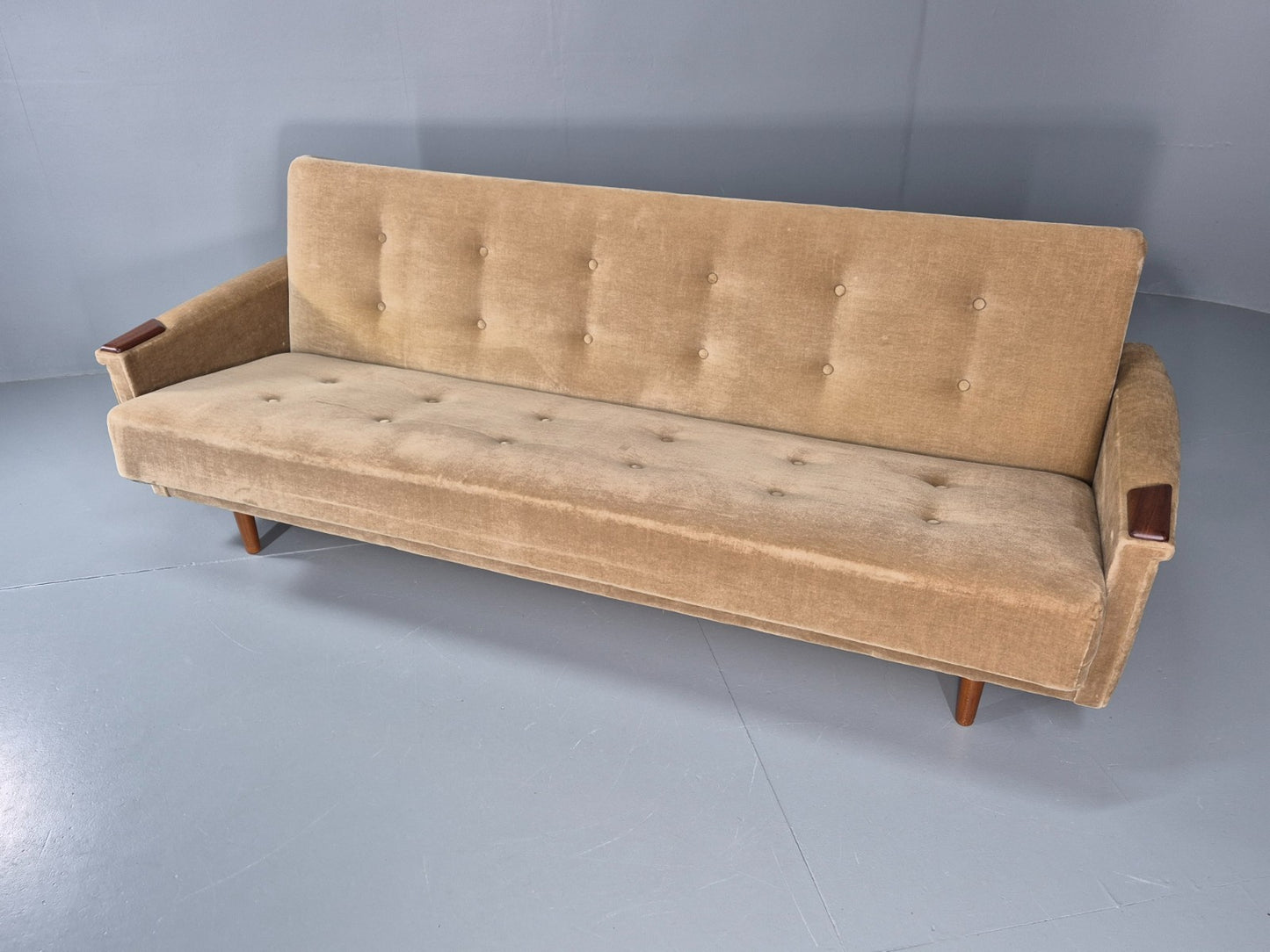 Vintage Sofa Bed Mid Century Denmark Teak Paws  Velour Retro 1960s EB11391 M4SS7