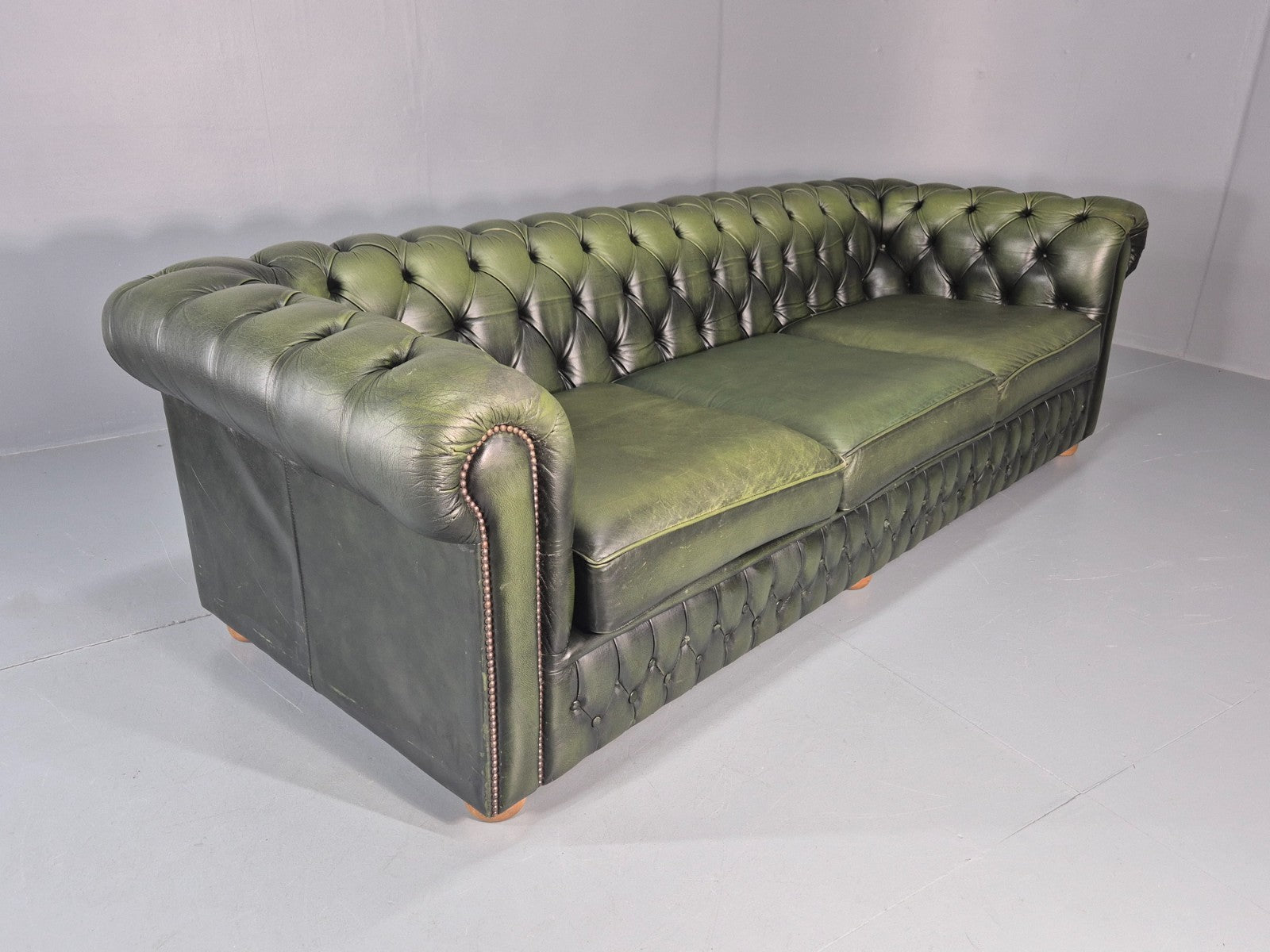 3 Seater Chesterfield Sofa Green Leather Studded Vintage EB11029 VCHE11