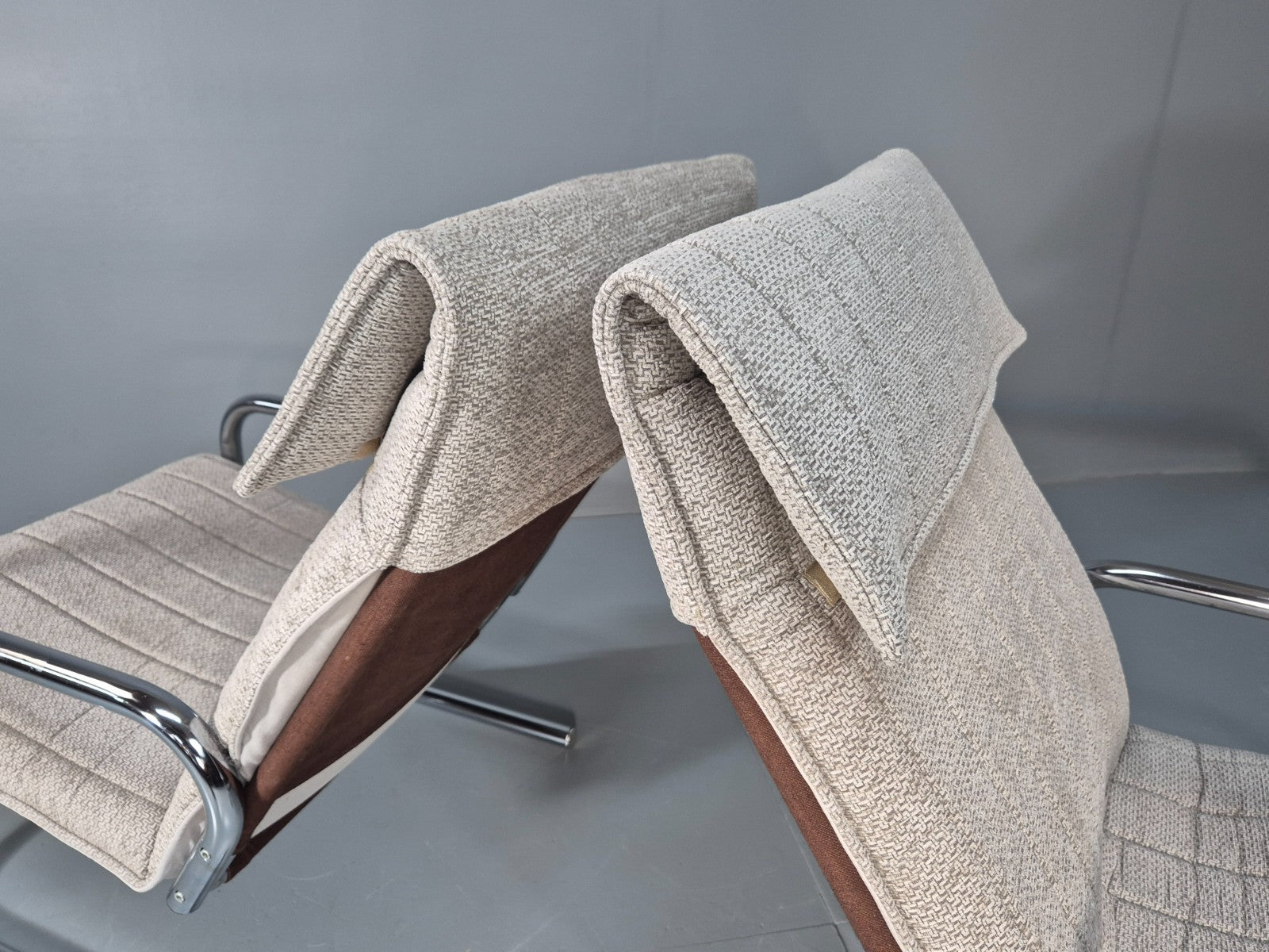 2 1970s Chrome Tube Lounge Chairs New Upholstery Retro Mid Century  EB10617 MNOR9