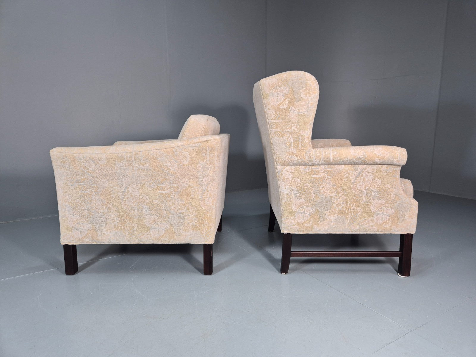 2 1970s Retro LOunge Chairs Danish Floral Cream Upholstery EB10764 VCLO7