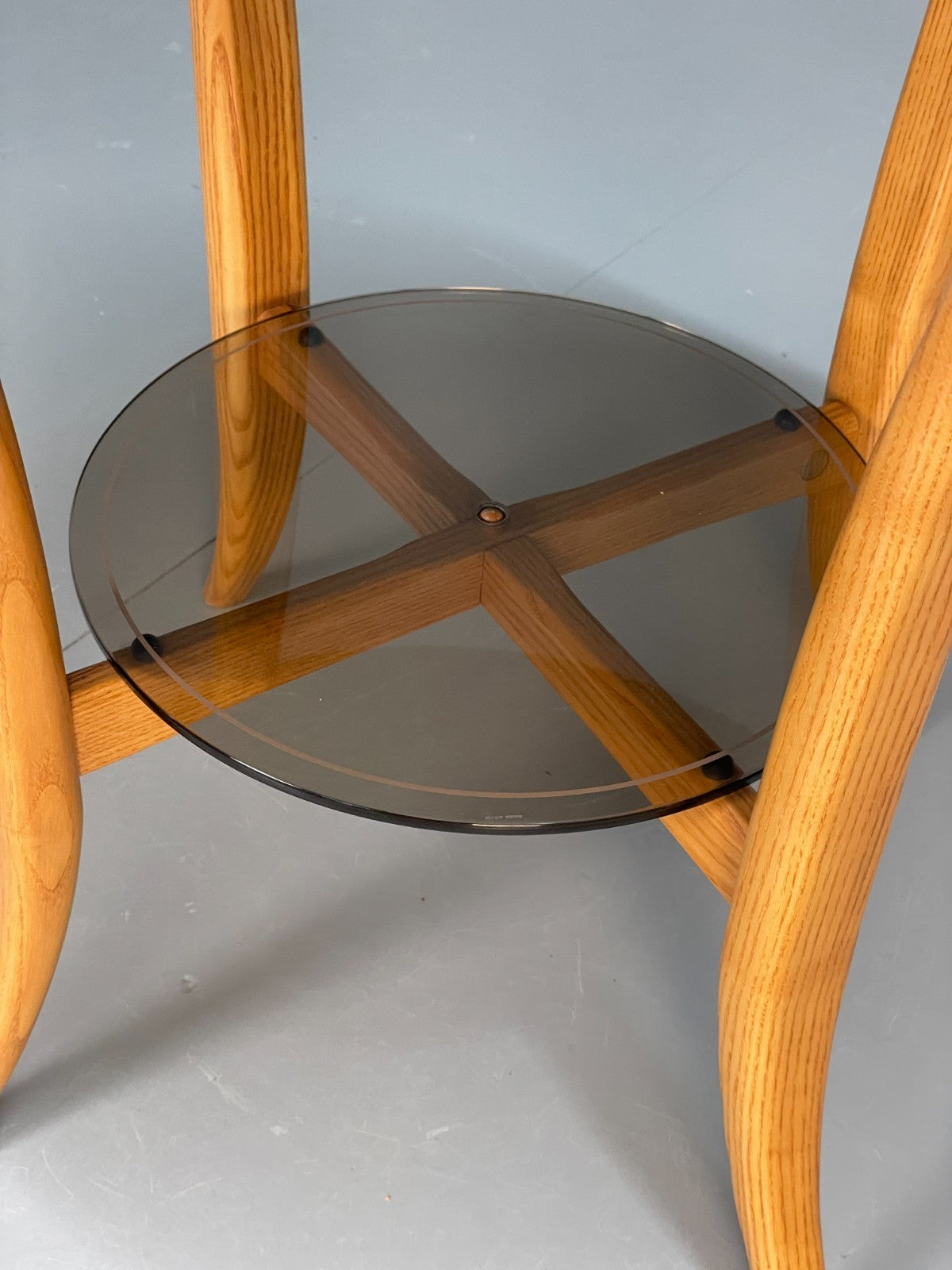 Vintage Ercol Side Table - Solid Blonde Elm Glass Magazine Rack EB10978 MWOO3