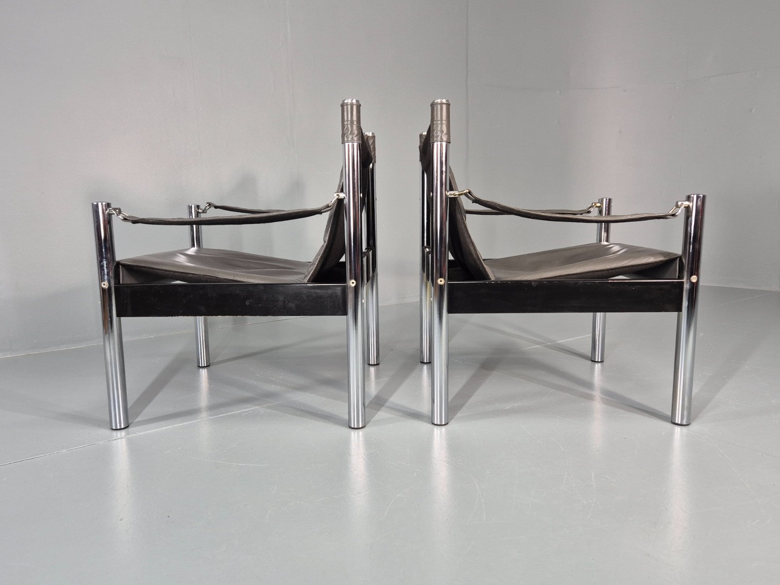 2 Vintage Leather and Chrome Lounge Chairs Safari by Borje Johanson EB11287 MNOR9