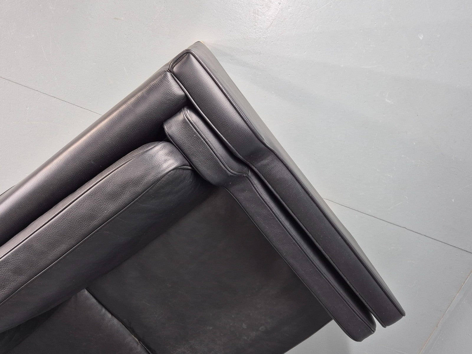 Vintage 3 Seat Sofa Danish Black Leather Mid Century Retro 1980s EB10476 M3SS21