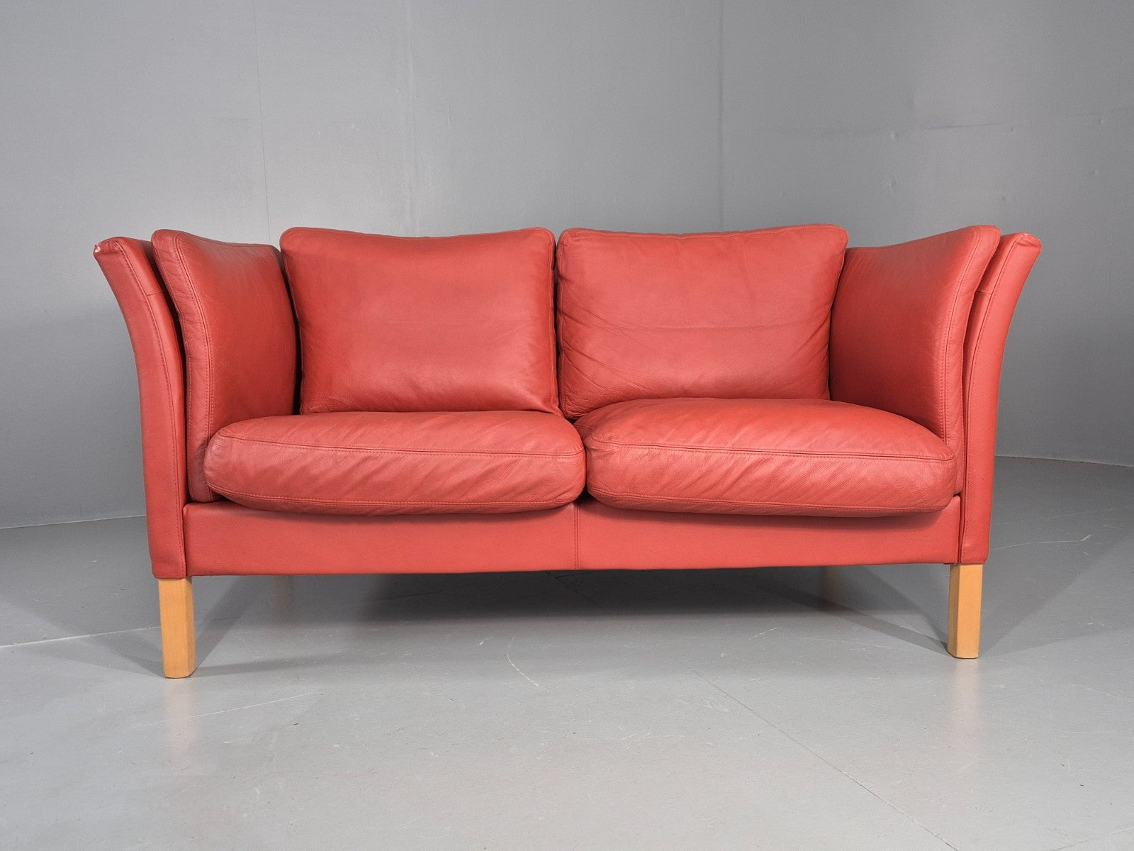 Vintage Danish 2 Seater Danish Skalma Red Leather 1980s Retro MCM EB10512 M2SS4
