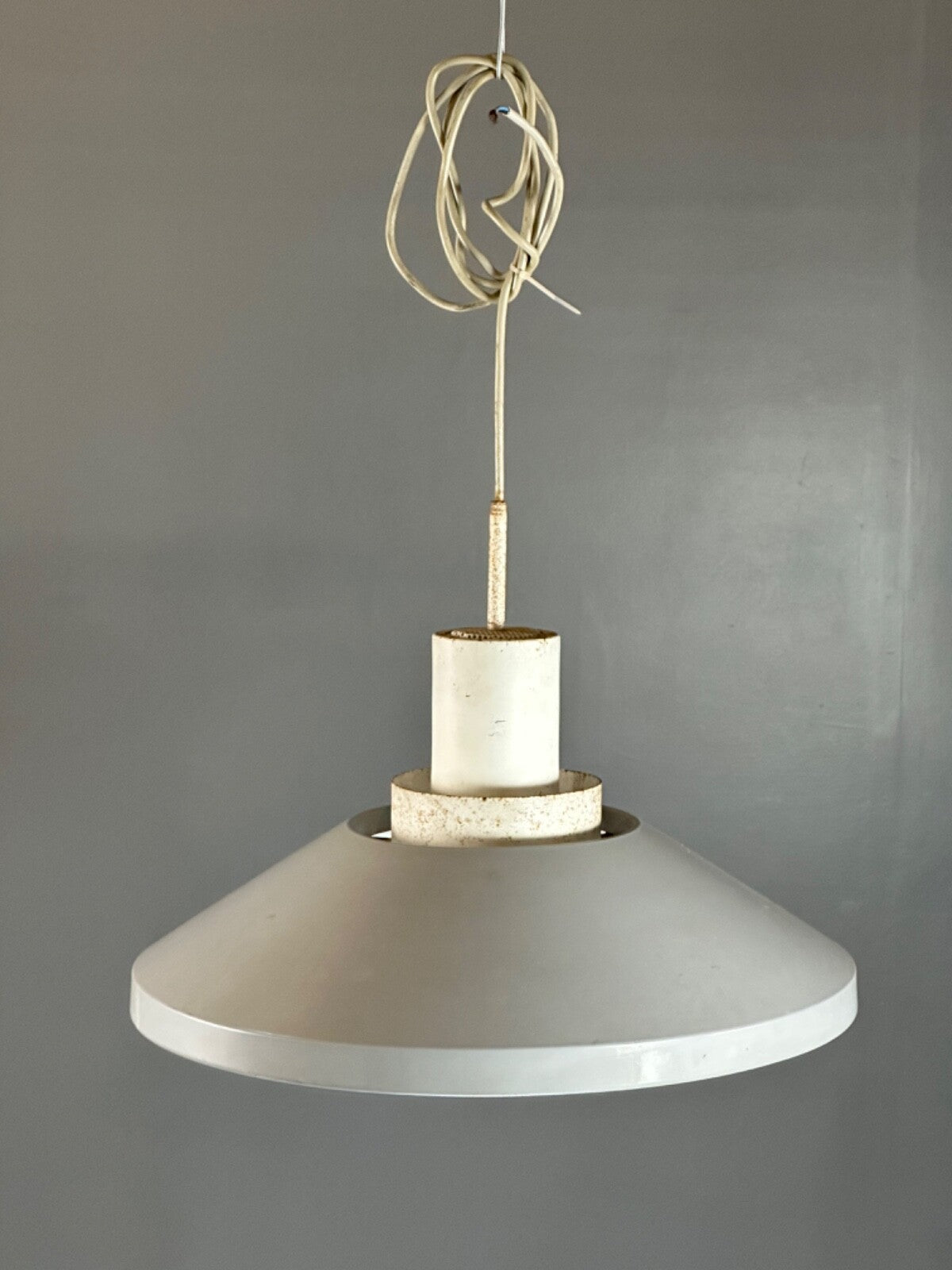 Danish Aluminium Pendent Light Retro Industrial White And Grey EB4648 LCLW6