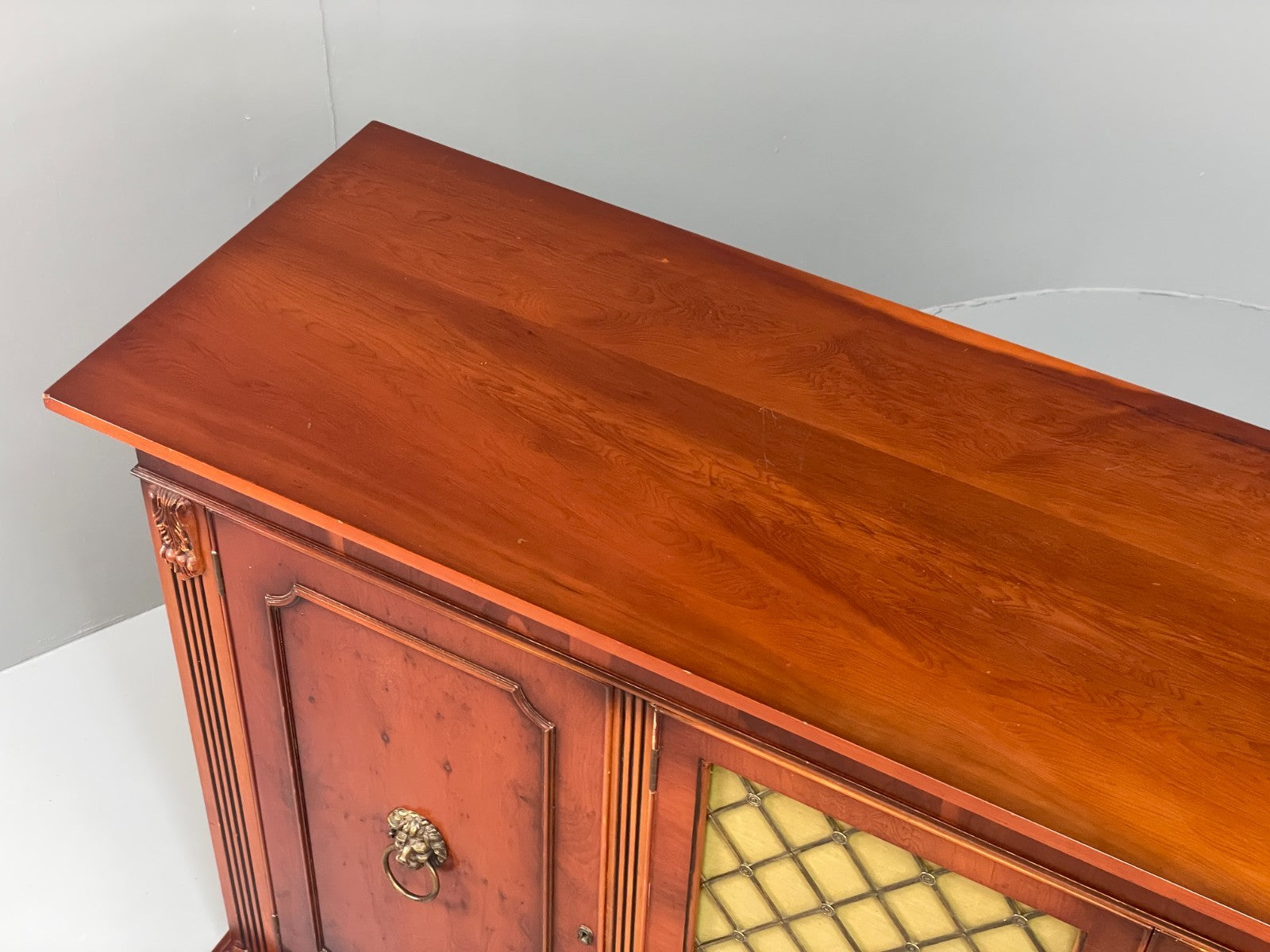 Vintage Regency Style Sideboard 1960s Cherry Wood Shelving Brass EB11505 MWOO11
