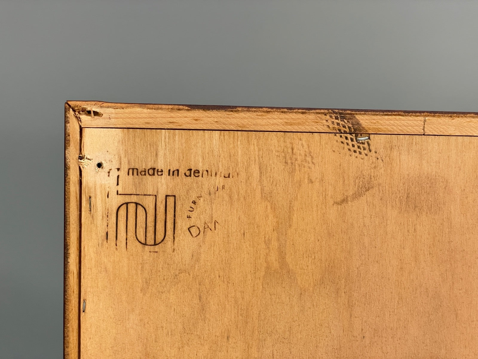 7919523