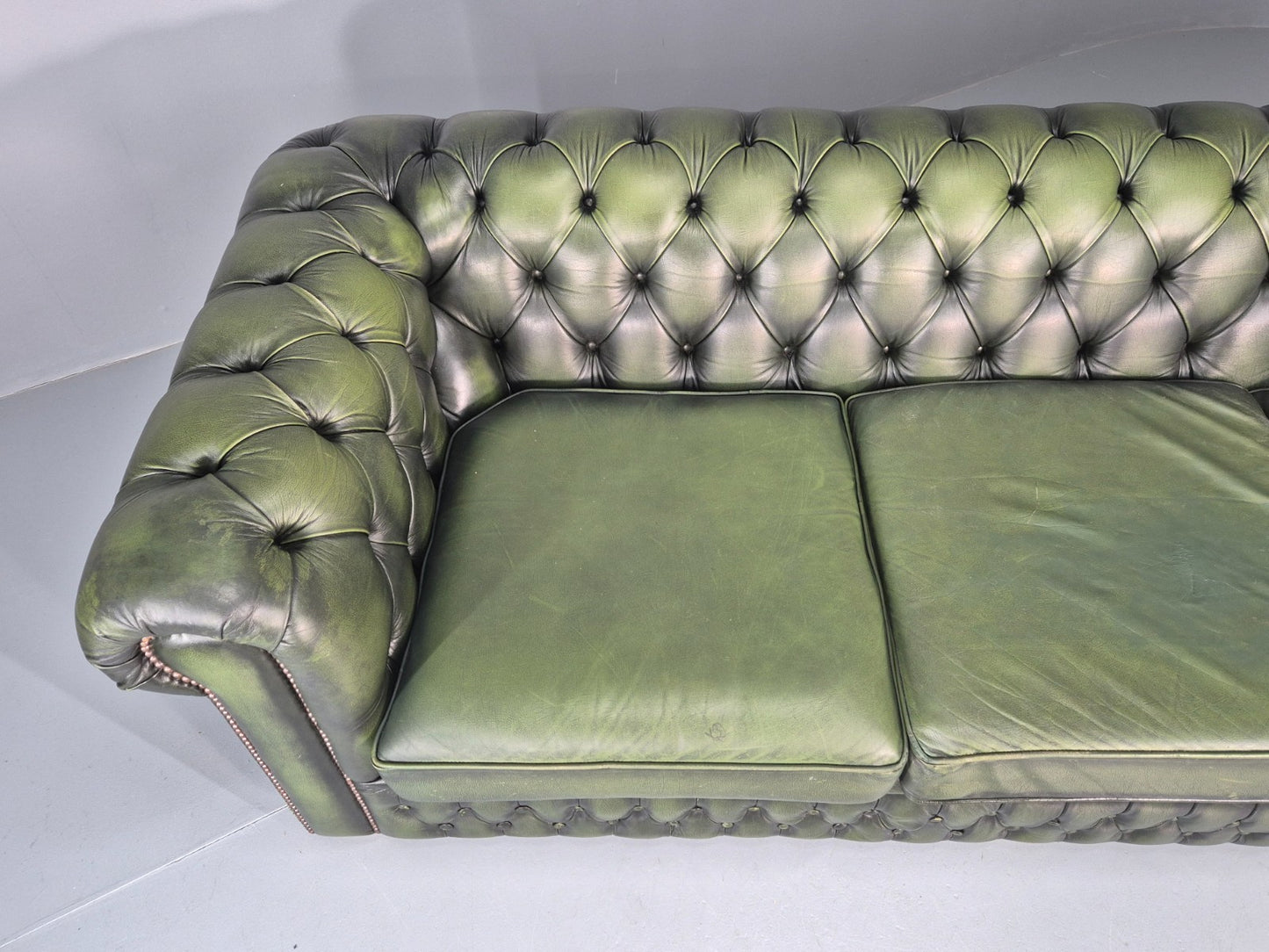 3 Seater Chesterfield Sofa Green Leather Studded Vintage EB11027 VCHE7