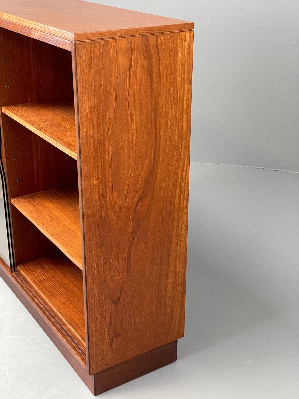 Vintage 1960s Teak Bookcase Shelving Glass Doors Mid Century EB11057 MWOO22