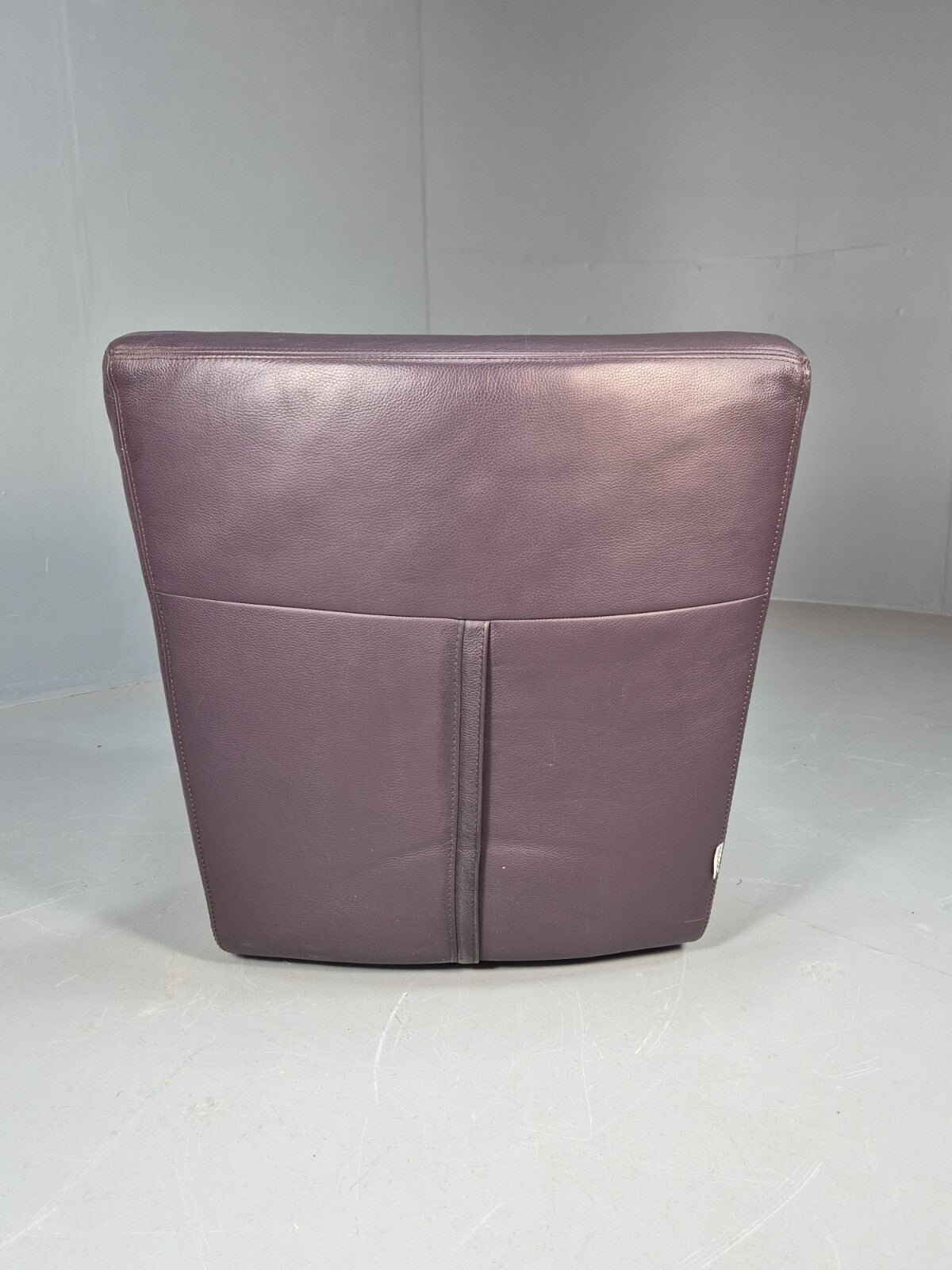 A Vintage Ligne Roset Jonathan Burgundy Leather Club Chair EB9458 MNOR - UKDK FURNITURE