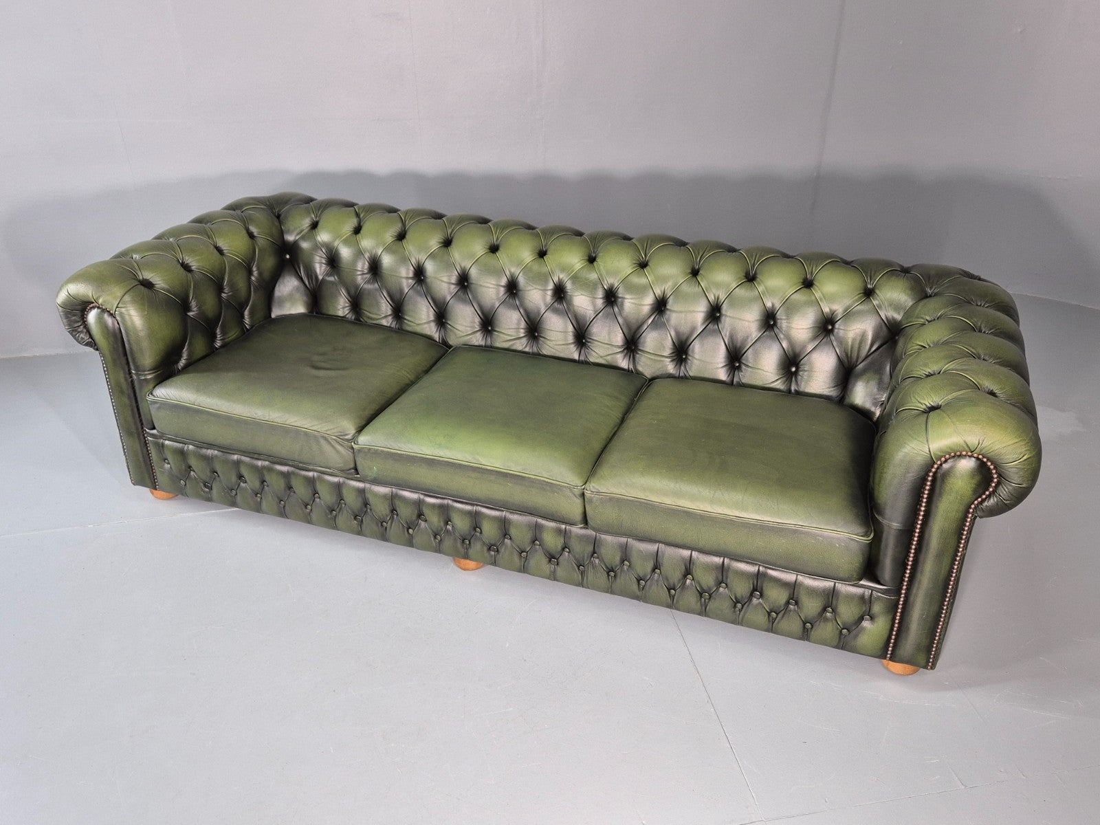 Three Seater Green Leather Chesterfield Quality Version Retro EB11032 VCHE5
