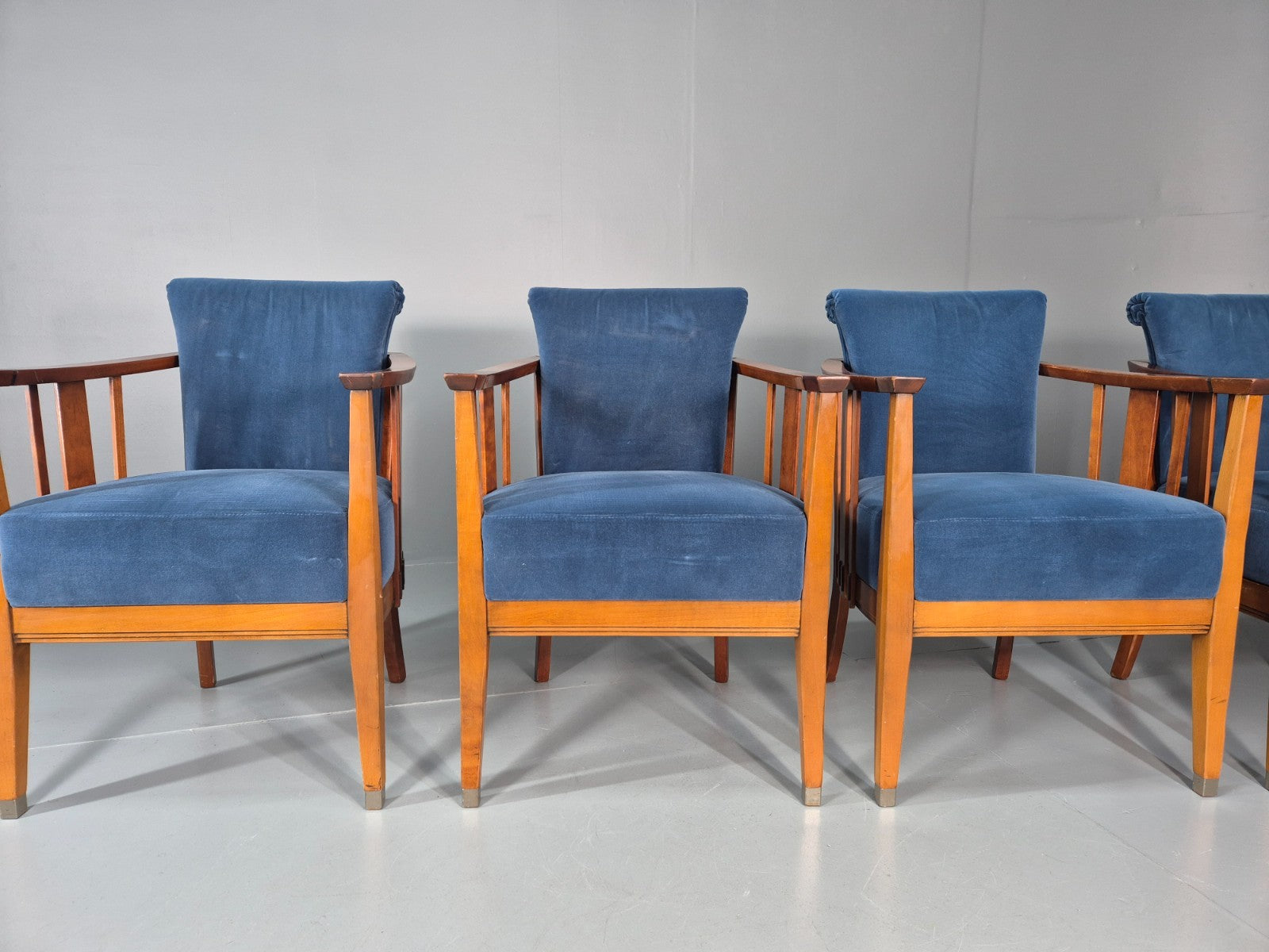 6 Art Deco Style Elbow Chairs Scandinavian Modern Blue Velvet   EB10935 VDIN2