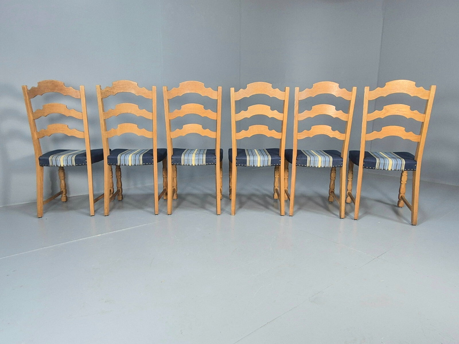 Six Oak Dining Chairs Blue Fabric Henning Kjaernulf Style Vintage EB9361 MDIN - UKDK FURNITURE