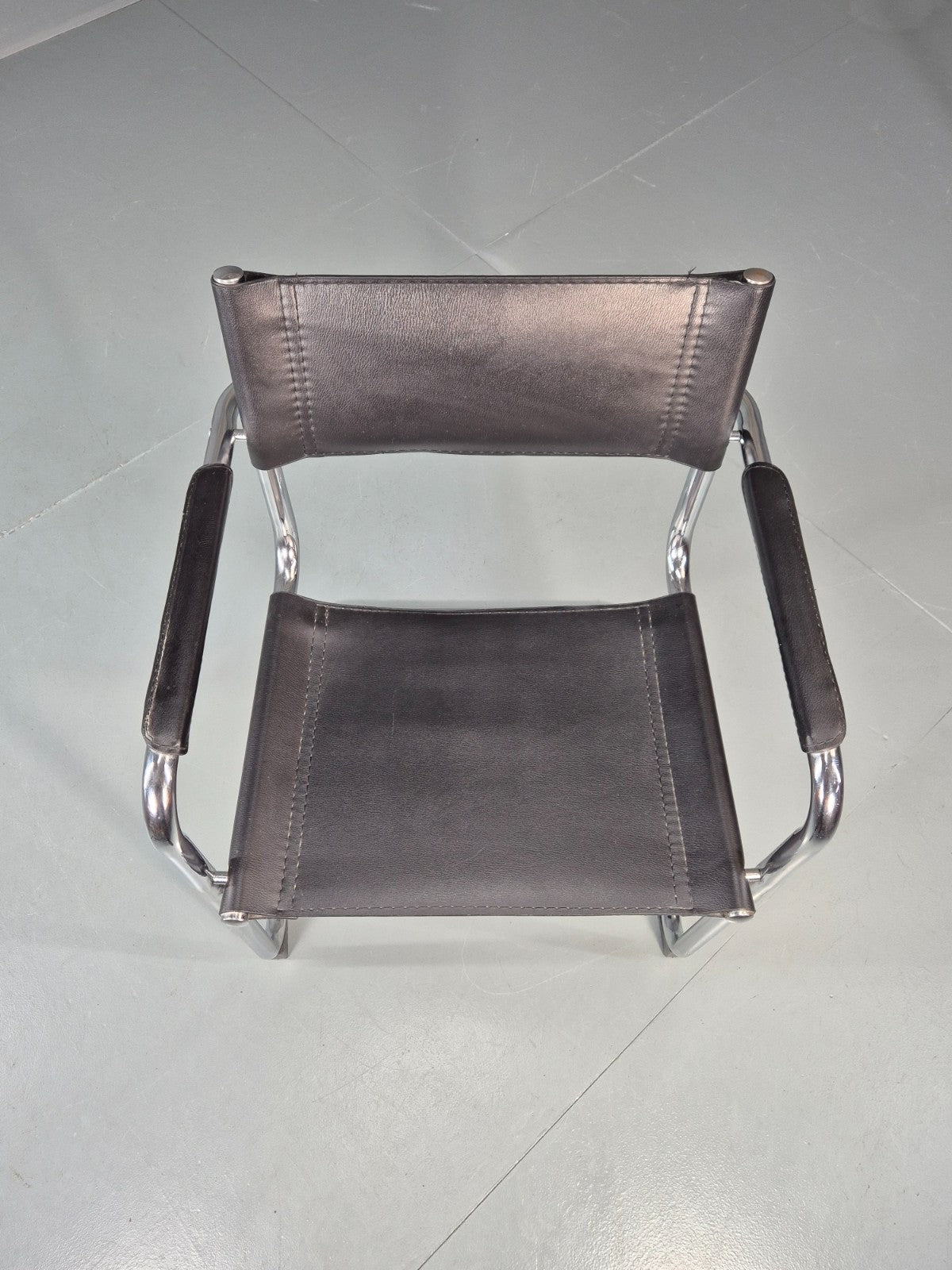 Vintage Leather and Chrome MG5 Bauhaus Style Elbow Chair 1980s EB11216 MNOR2