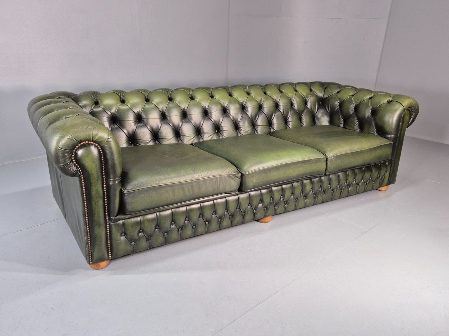 Three Seater Green Leather Chesterfield Quality Version Retro EB11032 VCHE0