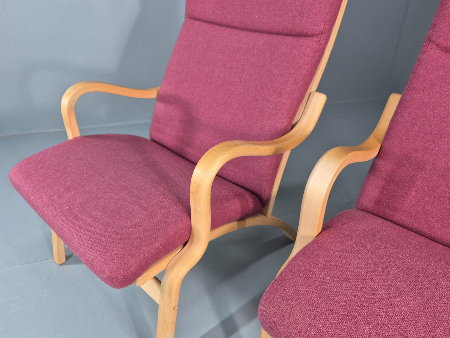 2 Stouby Bentwood Lounge Chairs Mauve Wool 1980s Retro MCM EB11349 MBEN18