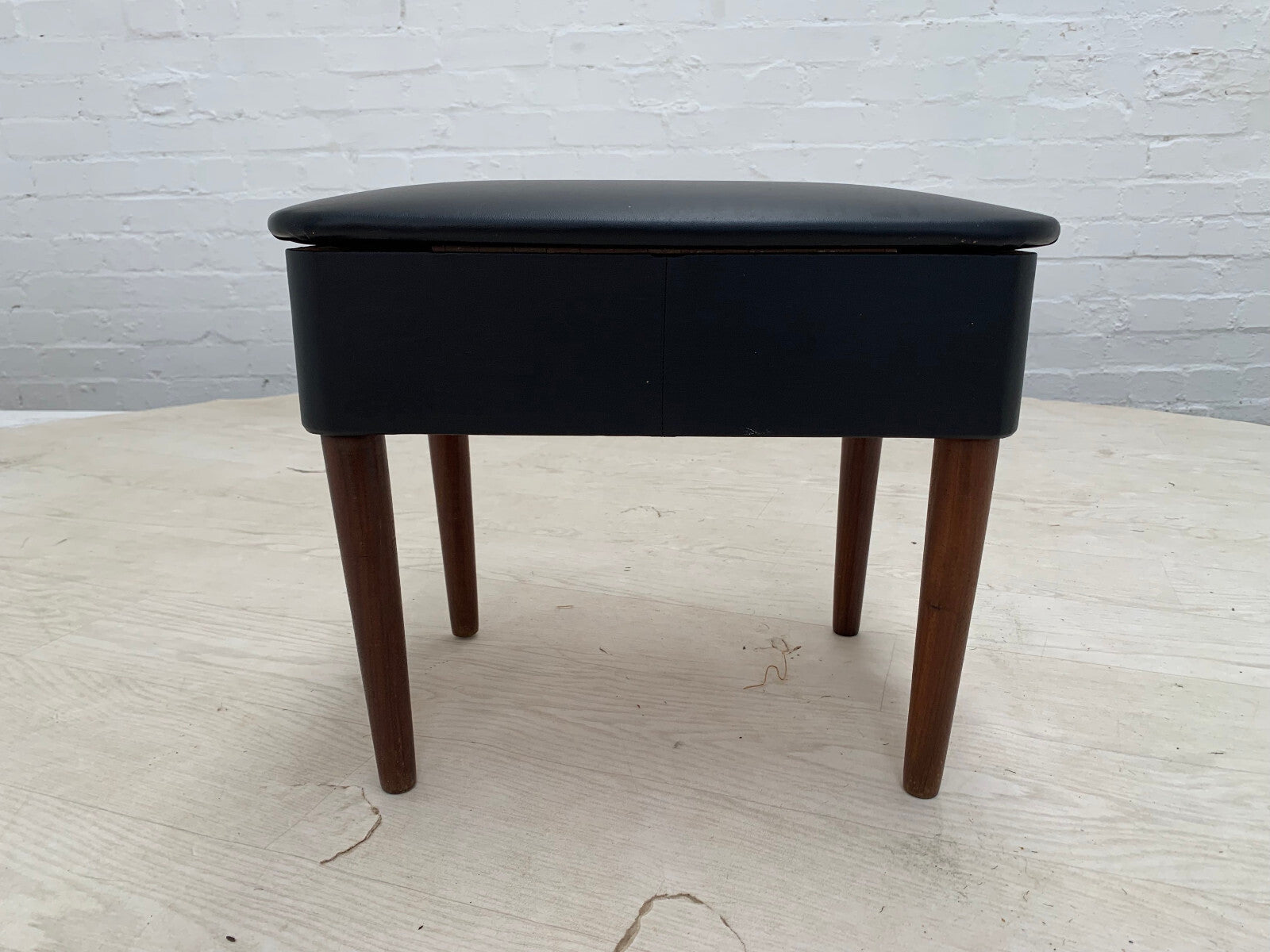 Danish Retro Hobby Box Black Vinyl on Turned Teak Legs Vintage EB3148 MFOO7