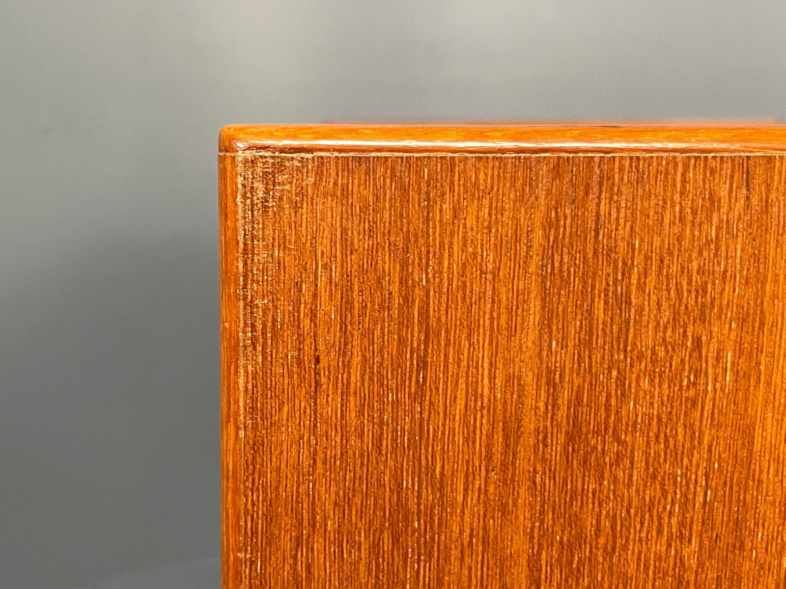 Vintage 1970s Teak Cabinet Danish Design Shelving Retro Handles EB11044 MWOO13