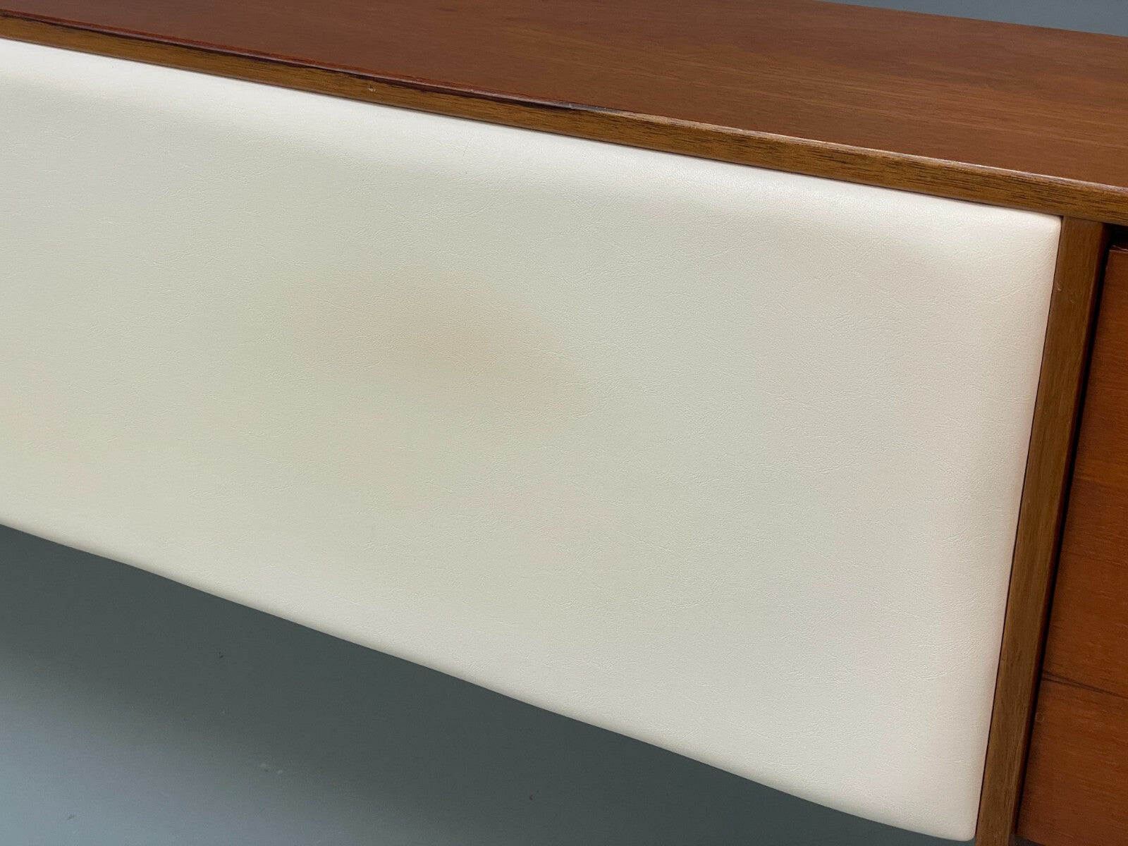Vintage Teak Bedside Cabinets & Headboard By Meredew 1970s King Size EB9527 MWOO - UKDK FURNITURE