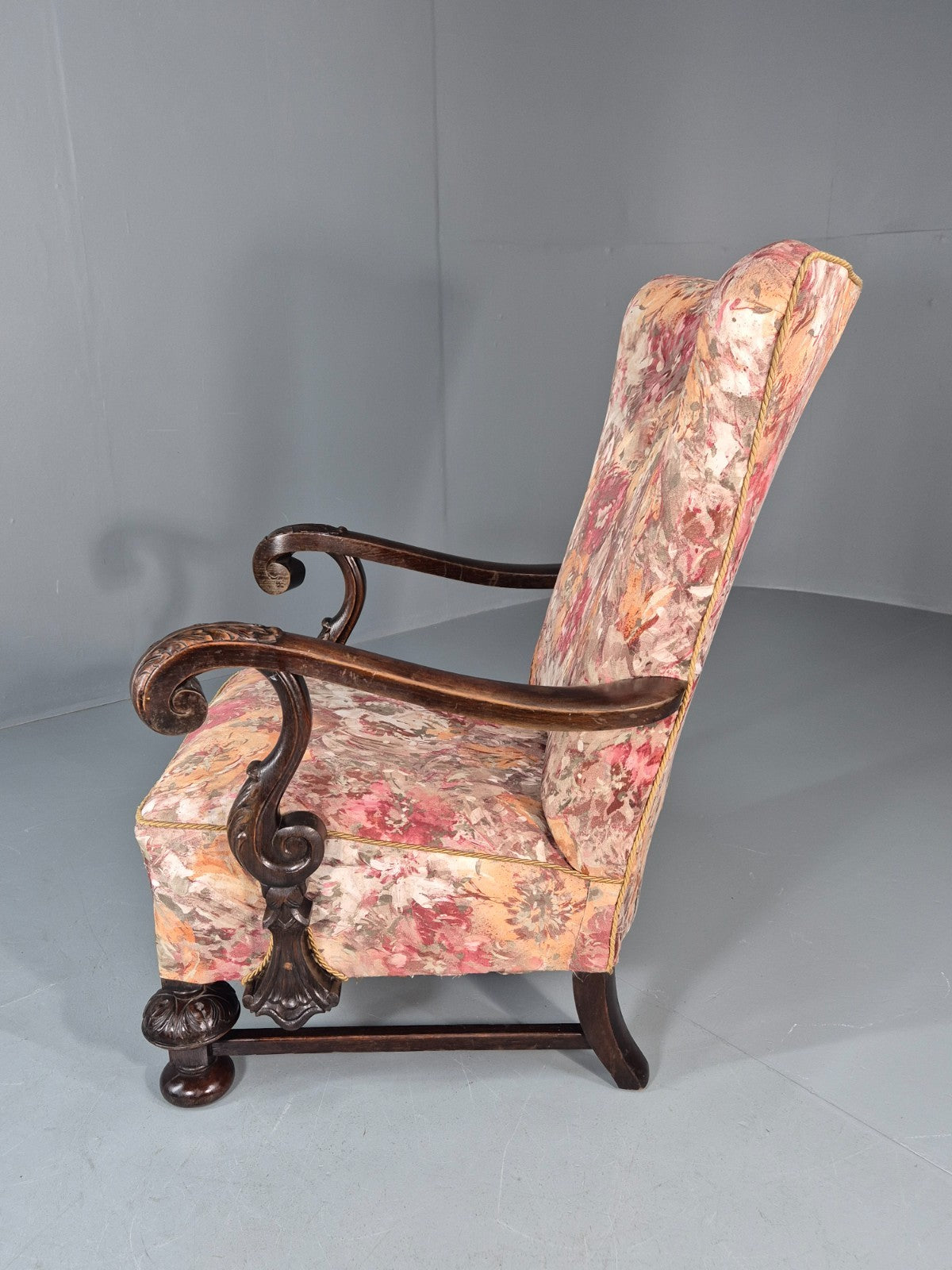 Vintage Carved Oak Chair Floral Fabric 1940s Traditional Curved EB10752 VCAR13