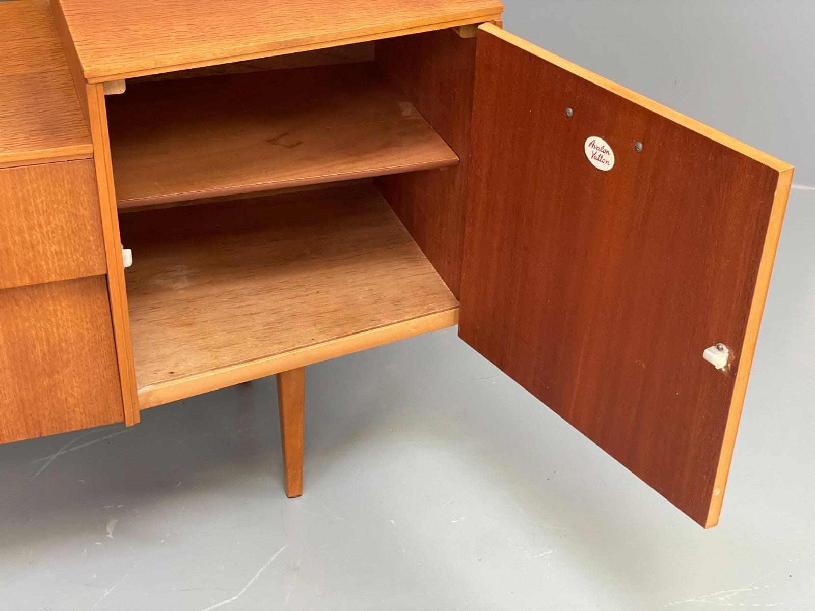 Vintage 1950s Oak Dresser Avalon Midcentury Drawers Cabinet EB11793 MWOO9