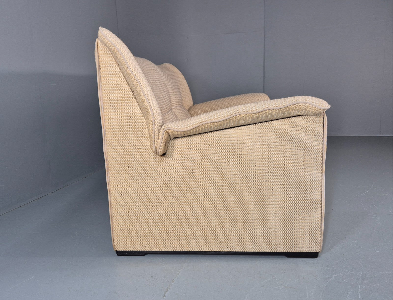 Afra and Tobia Scarpa for B and B Italia Two Seater  Lauriana 80s EB11007 M2SS11