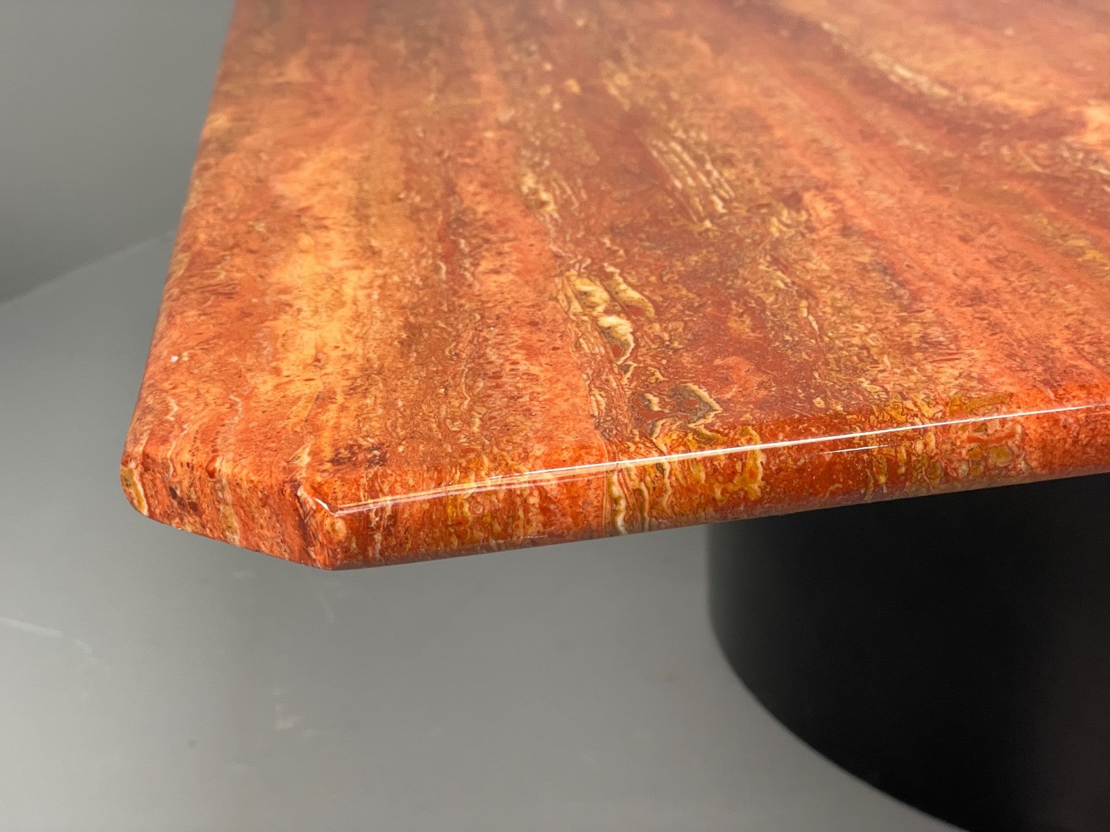 B&B Italia Coffee Table Afra & Tobia Scarpa Post Modern 1970s EB11048 MWOO5