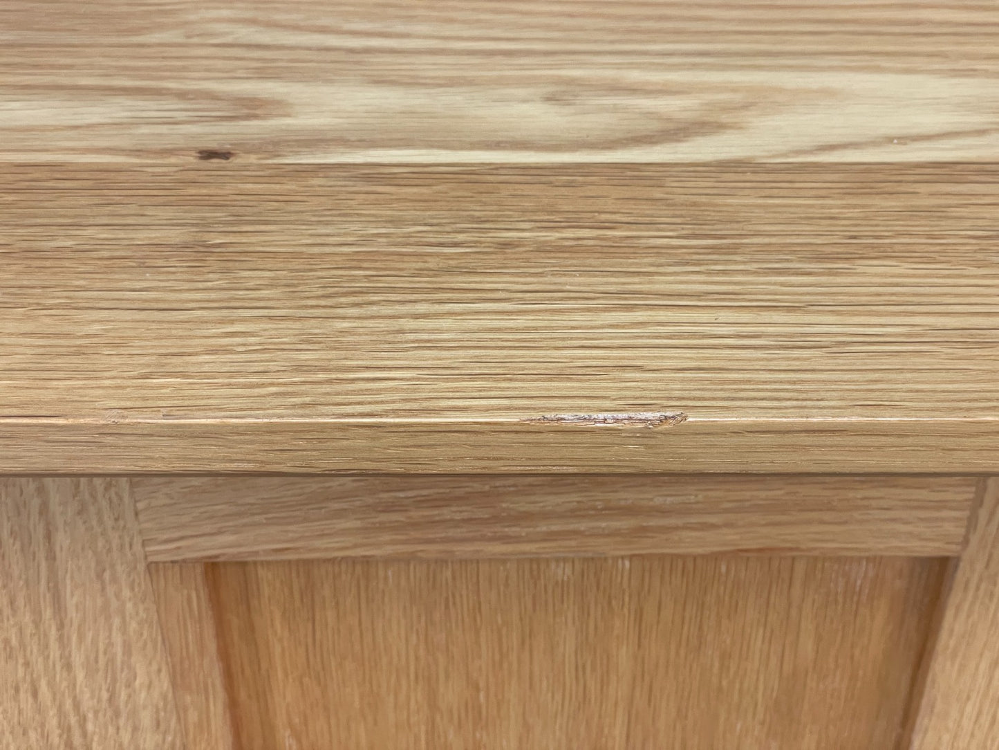 Modern Solid Oak Sideboard Nice Curving Handles Angled Legs EB10684 MWOO8