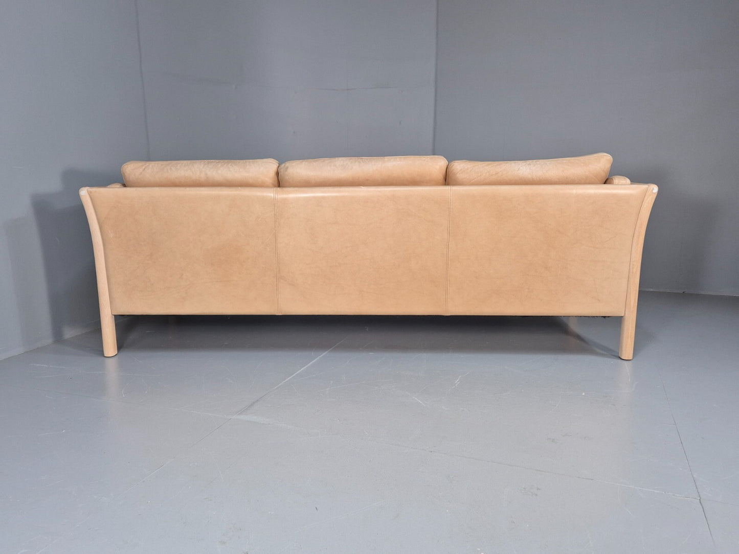 Vintage danish Tan Leather 3 Seat Sofa Wooden Ends Mogens Hansen MCM EB9083 M3SS - UKDK FURNITURE